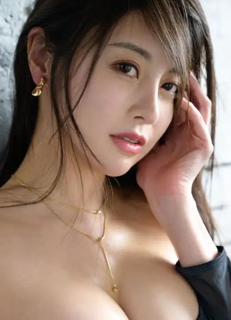 润宇瑠瑠