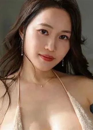 百野真利奈