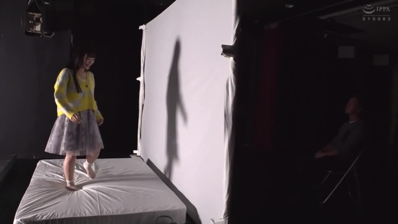[VIP会员点播] 男女对照监测AV：情侣限定！勇敢挑战影絵！紧张感十足的被睡取描绘问答！女子大生被男友看到却仍然大胆接受巨大阴茎并射精中出！ - AV大平台-中文字幕,成人影片,AV,国产,线上看