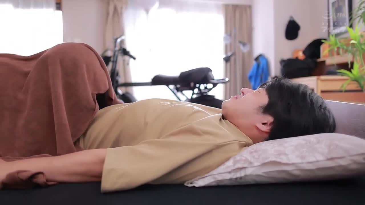 许久不见的表姊竟然是百人斩的知名绝伦破麻辣妹。处男的我在停留的这两天，持续被当作她的老二玩具 桃乃木香奈 - AV大平台-中文字幕,成人影片,AV,国产,线上看