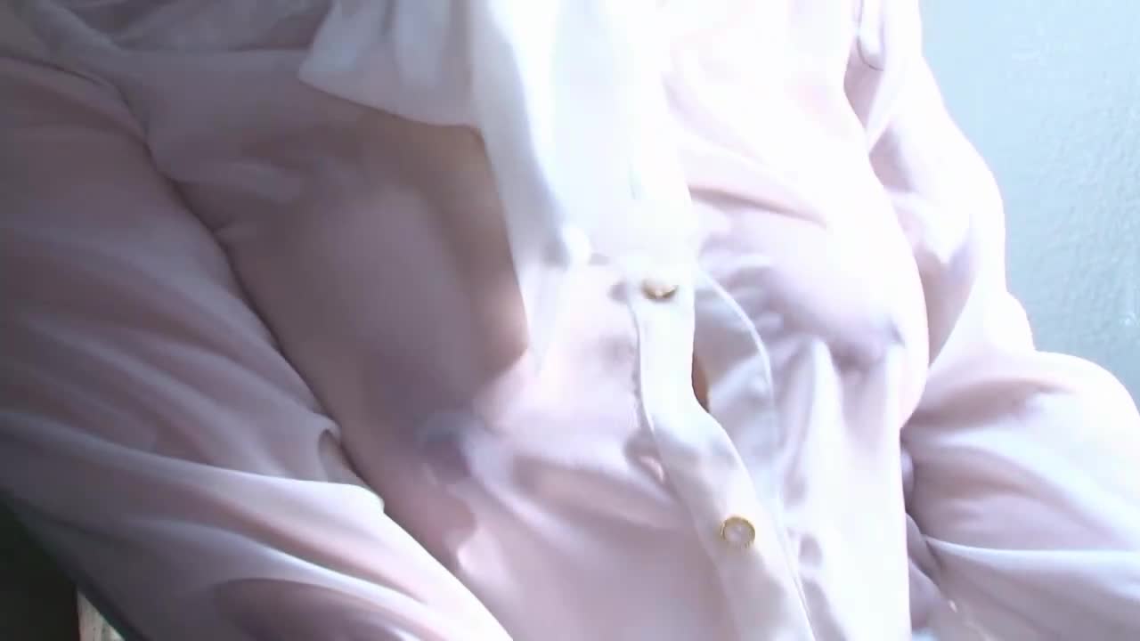 因躲雨而通透现形的女主管巨乳，让我丧失了理性 佐山爱 - AV大平台-中文字幕,成人影片,AV,国产,线上看