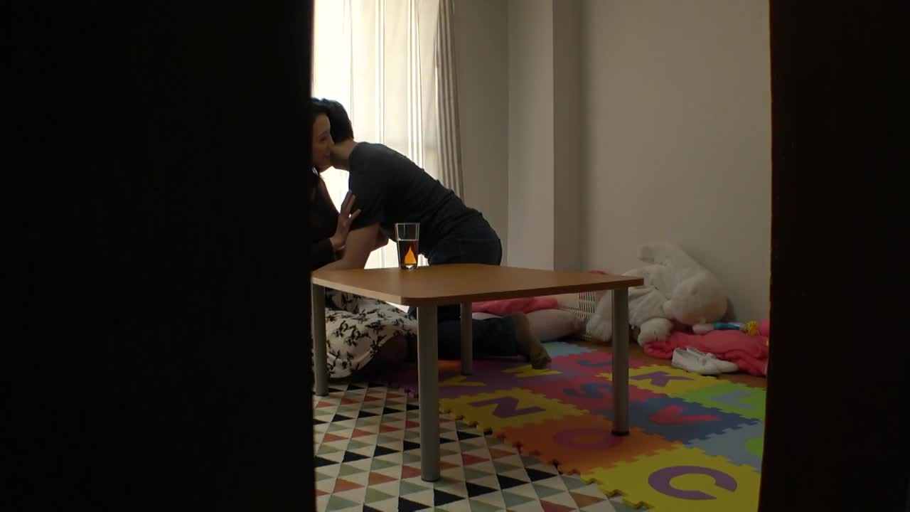 拚命抵抗但还是败给淫欲快乐的中年大妈（美女人妻）…・F罩杯・有孩子・NTR・恳求内射SEX偷拍 - AV大平台-中文字幕,成人影片,AV,国产,线上看