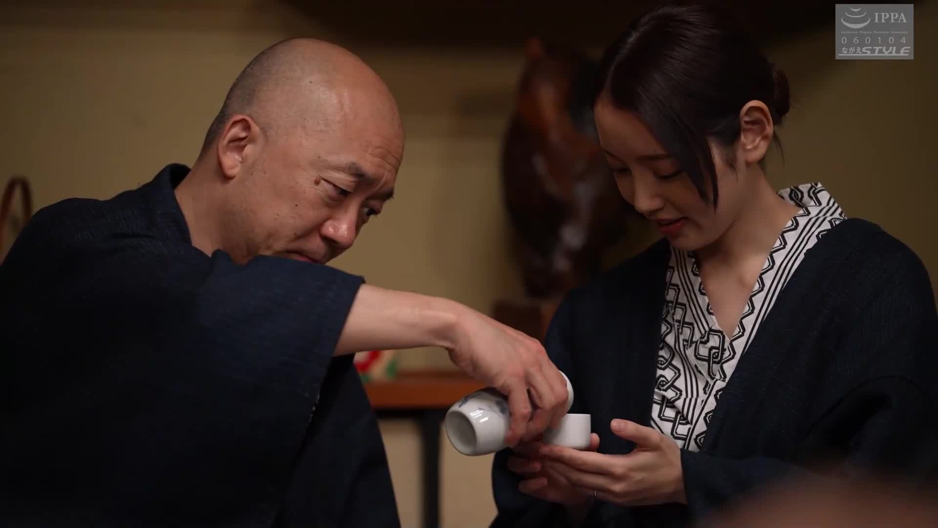 超级羞辱！ ！ 在公司出差期间，像房东一样工作的妻子和孩子美咲佳奈 - AV大平台-中文字幕,成人影片,AV,国产,线上看