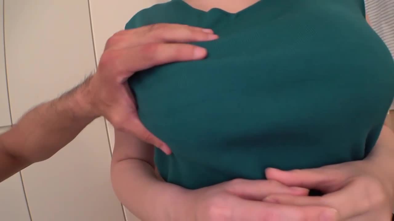 「我希望你经常挑逗我的乳头，」温柔的 H 罩杯女孩大和抚子恳求道。 她巨大的乳房颤抖着，每次她沮丧地挺起她的阴户时，她都会发疯！ 【初拍】AV线上申请→AV体验拍摄2127 - AV大平台-中文字幕,成人影片,AV,国产,线上看