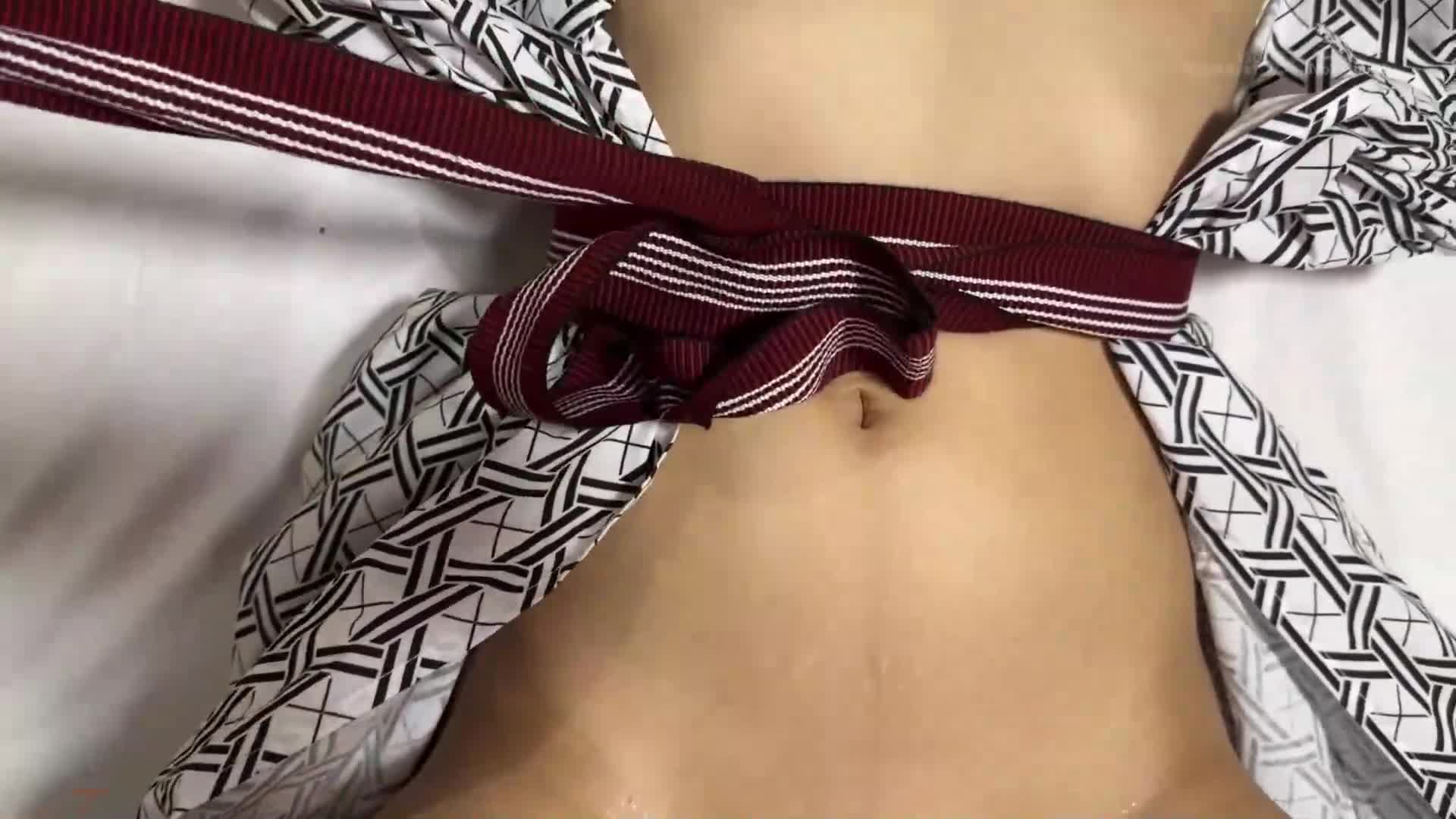 关西方言的护士妈妈，在医院看到阴茎时就想以女牛仔的姿势振作起来。 西野芹那，27 岁，在石和温泉温泉约会第五章，与化学反应良好的虐待狂老人中出大约三年来第一次喜欢亲吻大阪的护理师妈妈 - AV大平台-中文字幕,成人影片,AV,国产,线上看