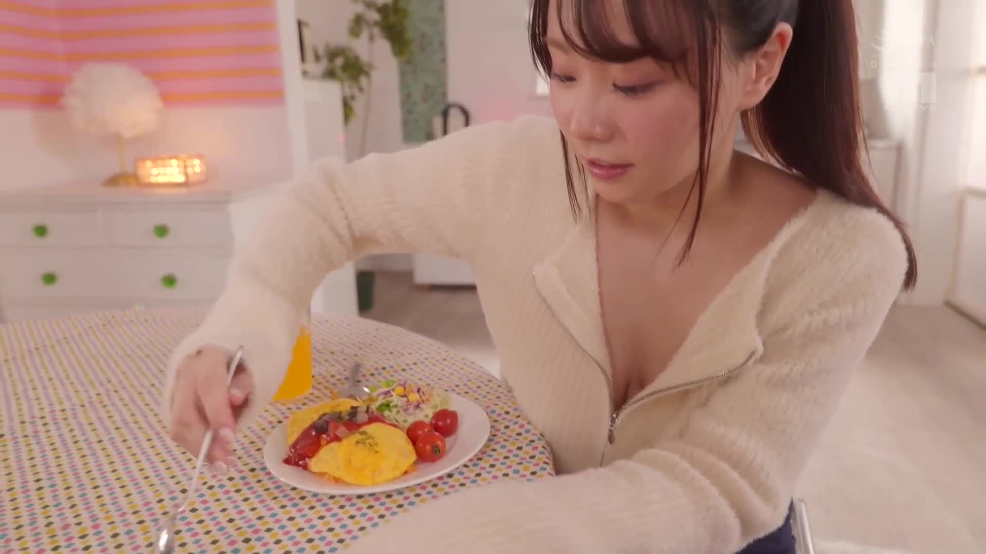 120分钟不断追踪巨乳，主观视角下的乳交6种情境 中山文香 - AV大平台-中文字幕,成人影片,AV,国产,线上看