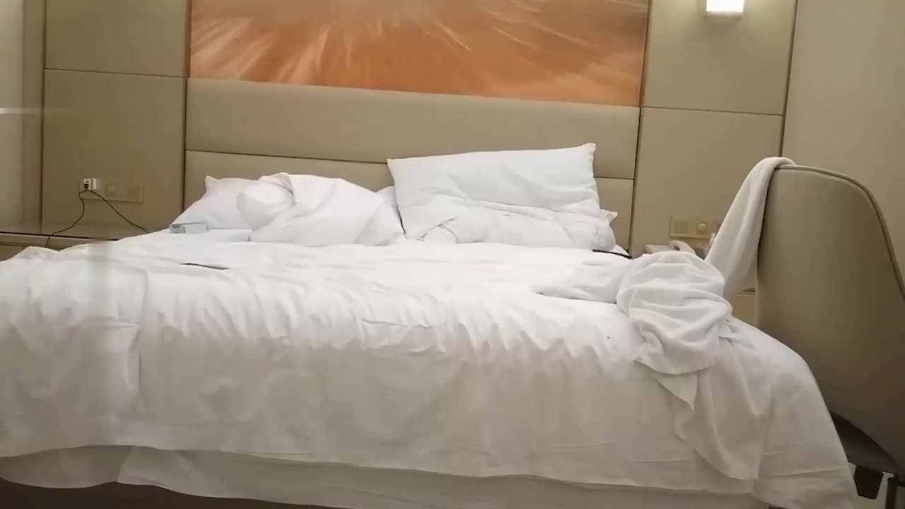 〔探花同女主 黑丝渔网妹〕苗条黑丝妹子，说话温柔，老金当即留下干两场 - AV大平台-中文字幕,成人影片,AV,国产,线上看