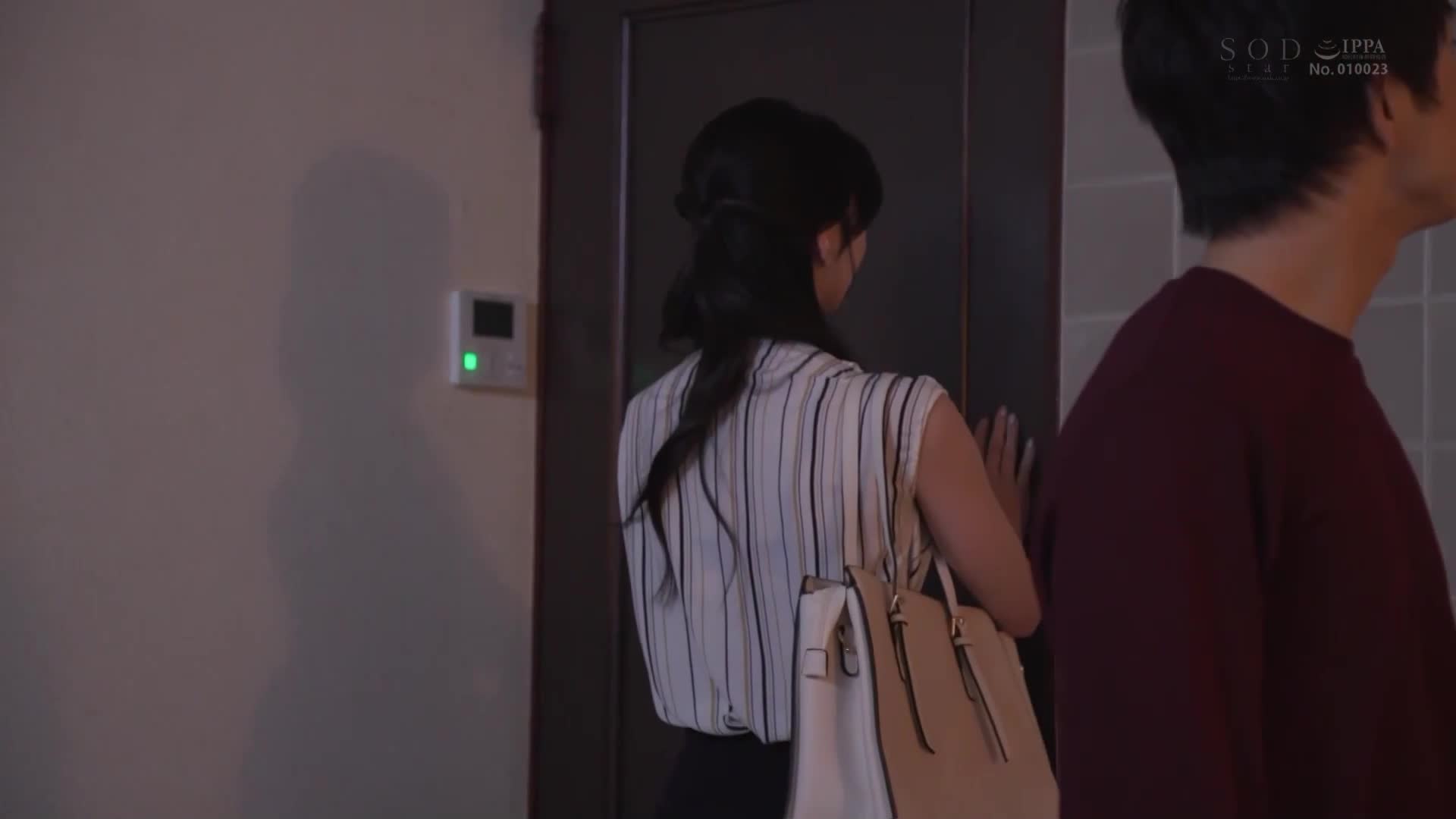 为了同居而看房子的情侣男友被睡走无套抽插中出的淫乱美 本庄铃 - AV大平台-中文字幕,成人影片,AV,国产,线上看