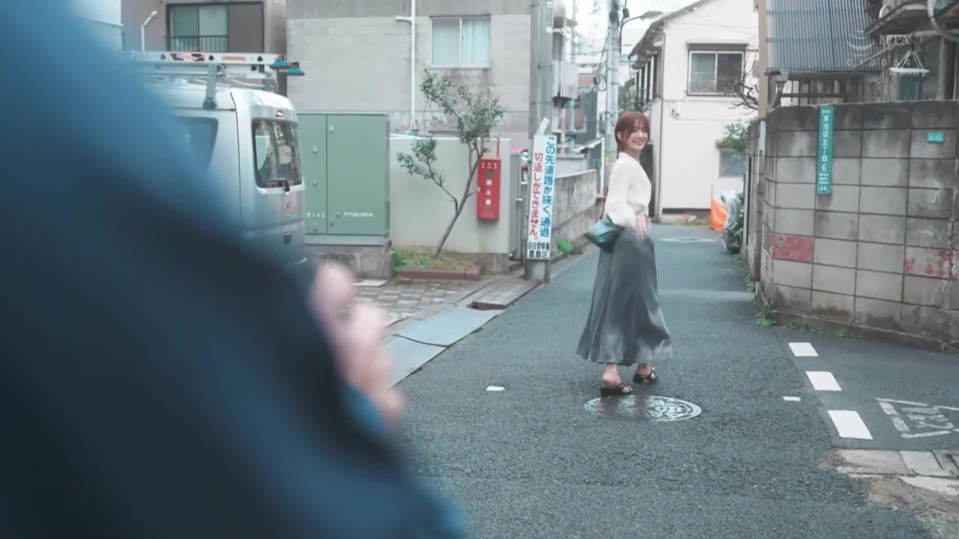 梦想中的咖啡店店员爱理小姐，被我冒险邀请去约会后...原本只是一日游，却被带到旅馆一起过夜的性爱故事。希岛爱里 - AV大平台-中文字幕,成人影片,AV,国产,线上看