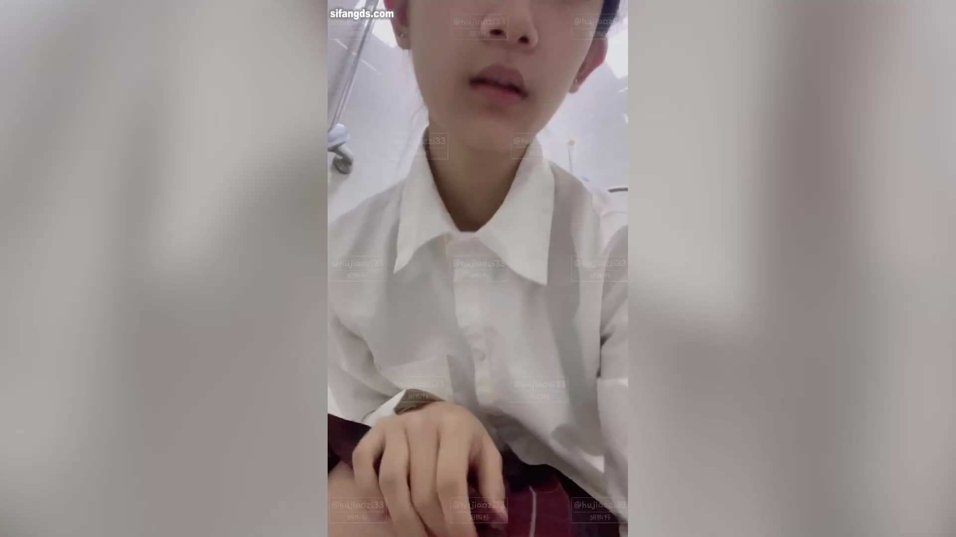 极品反差女大生04年清纯小姐姐【胡椒仔】露脸私拍，各种COSER裸体骚舞大号道具紫薇脸逼同框 - AV大平台-中文字幕,成人影片,AV,国产,线上看