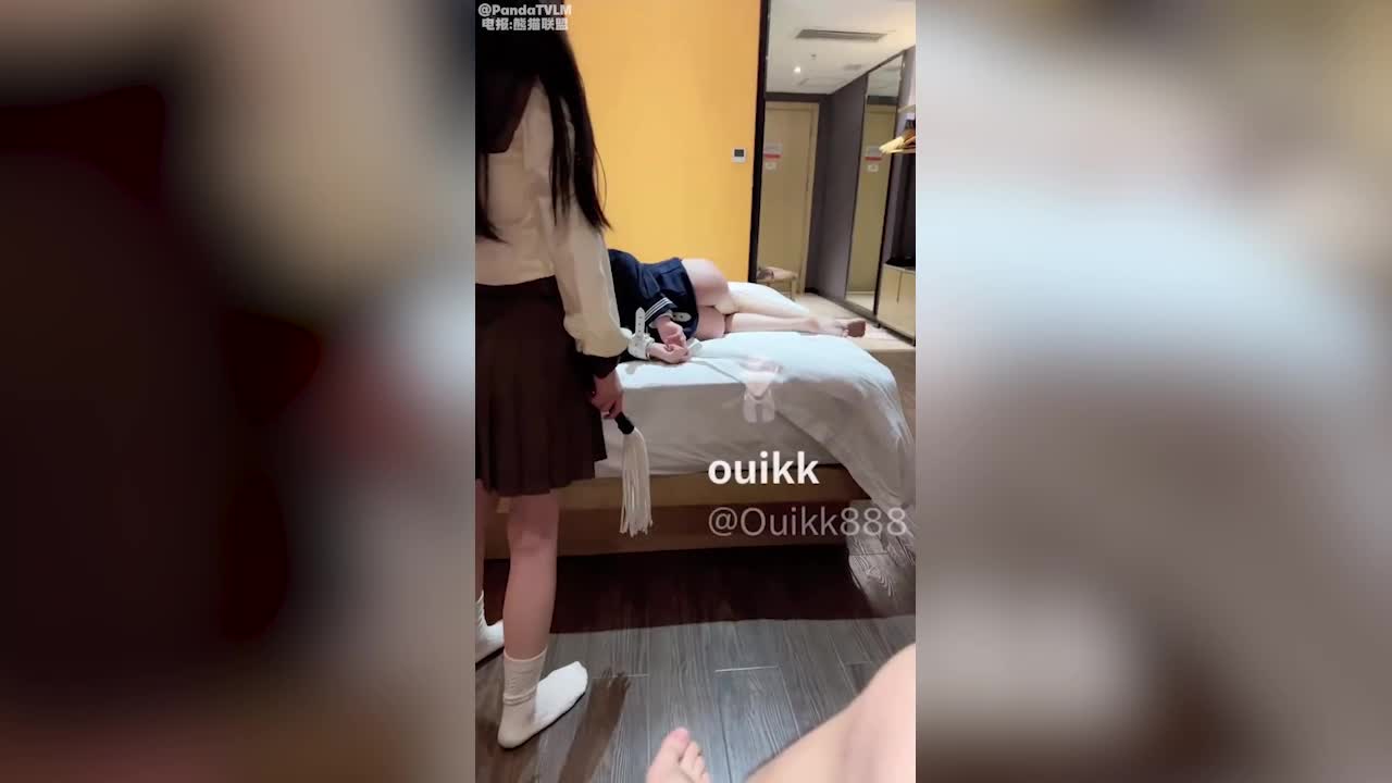出道即巅峰，萝莉嫩妹杀手【ouikk蟾蜍】推特绝版福利，调教啪啪，各种双飞内射极品娇嫩小妹 - AV大平台-中文字幕,成人影片,AV,国产,线上看