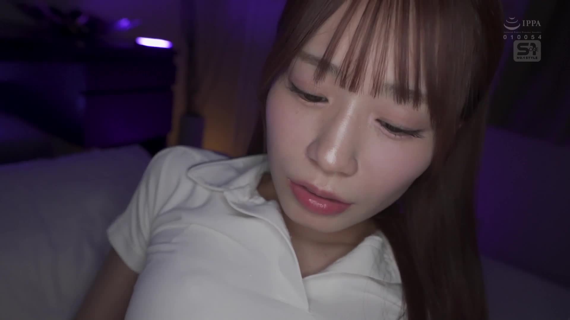 我想要老师的球拍」，如果羽毛球部这么可爱的学生对我这个老师提出这么色情的求爱...即使是作为老师的我也会忍不住动心。未歩奈奈 - AV大平台-中文字幕,成人影片,AV,国产,线上看