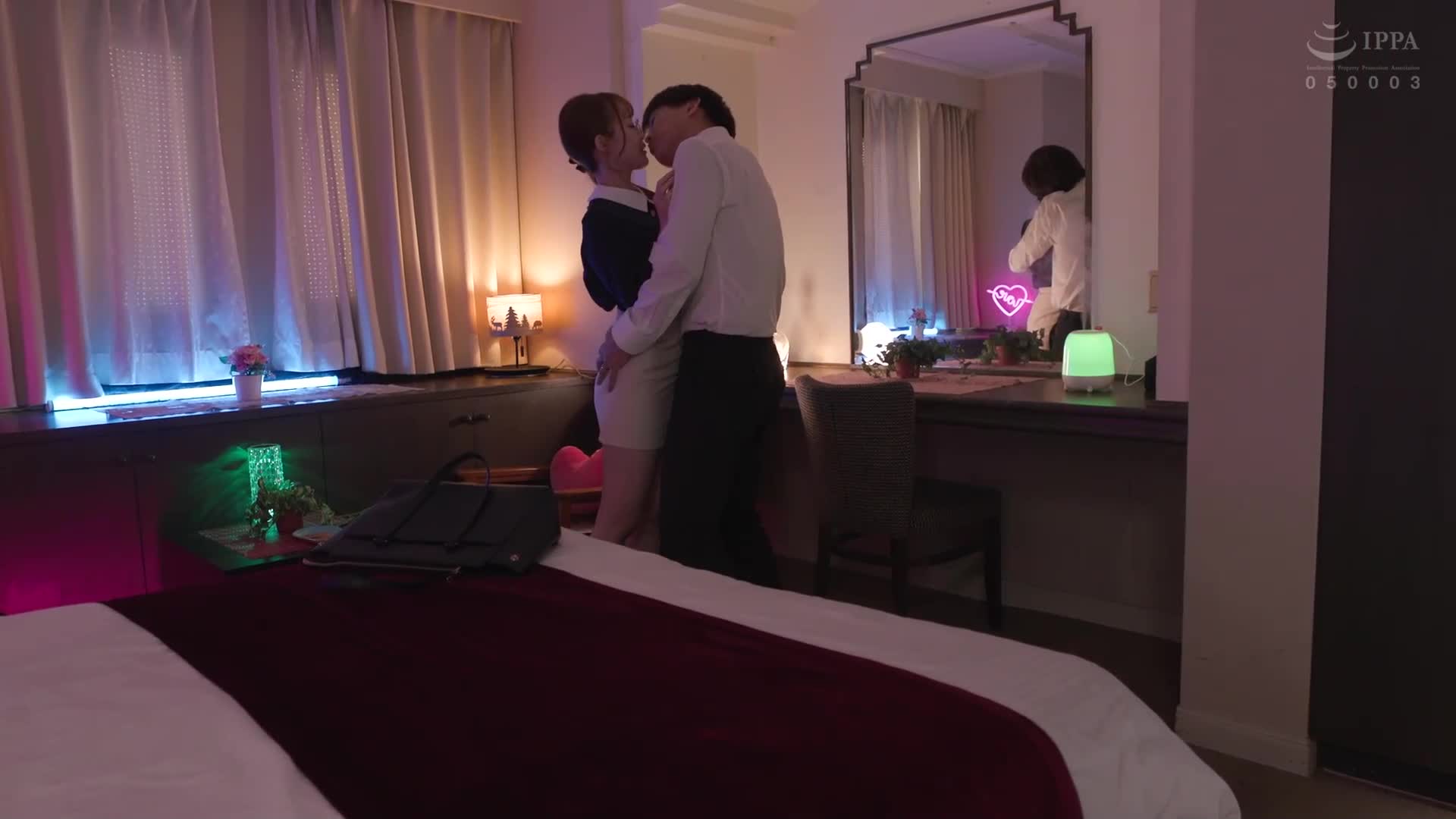 地味眼镜巨乳的事务员和我在工作场所、旅馆里肆无忌惮地做爱。我和妻子处于性冷淡状态，却又无法摆脱和一个顺从可爱的女孩进行不伦。 结月莉亚 - AV大平台-中文字幕,成人影片,AV,国产,线上看