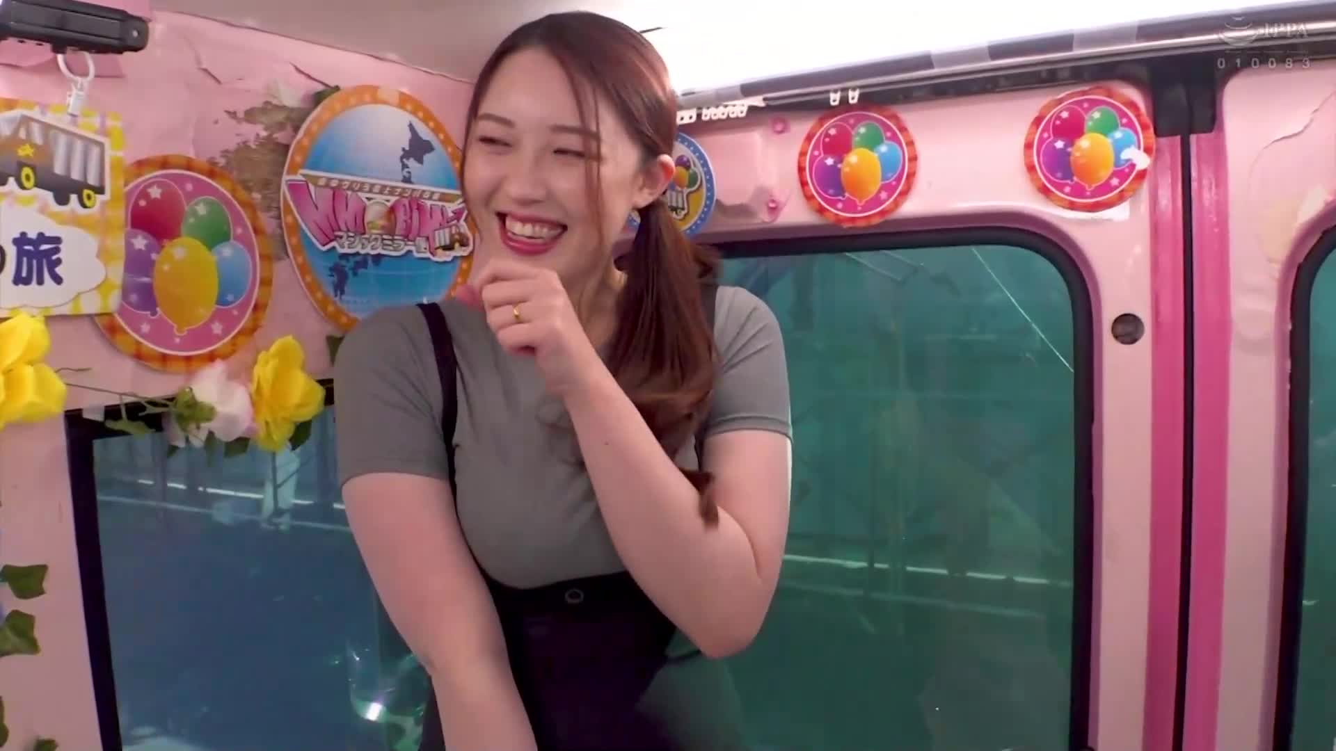 特别拍摄的胸部摸擦搭访！和街上的女孩交涉→立即摸擦→最后甚至到性行为！！羞涩的素人女孩被摸擦胸部诱惑，然后在街上上床！vol.03“用胸部力量振兴日本！！vol.11”被100人摸擦并感觉到满足，最后仅有4个巨乳女孩答应上床... - AV大平台-中文字幕,成人影片,AV,国产,线上看