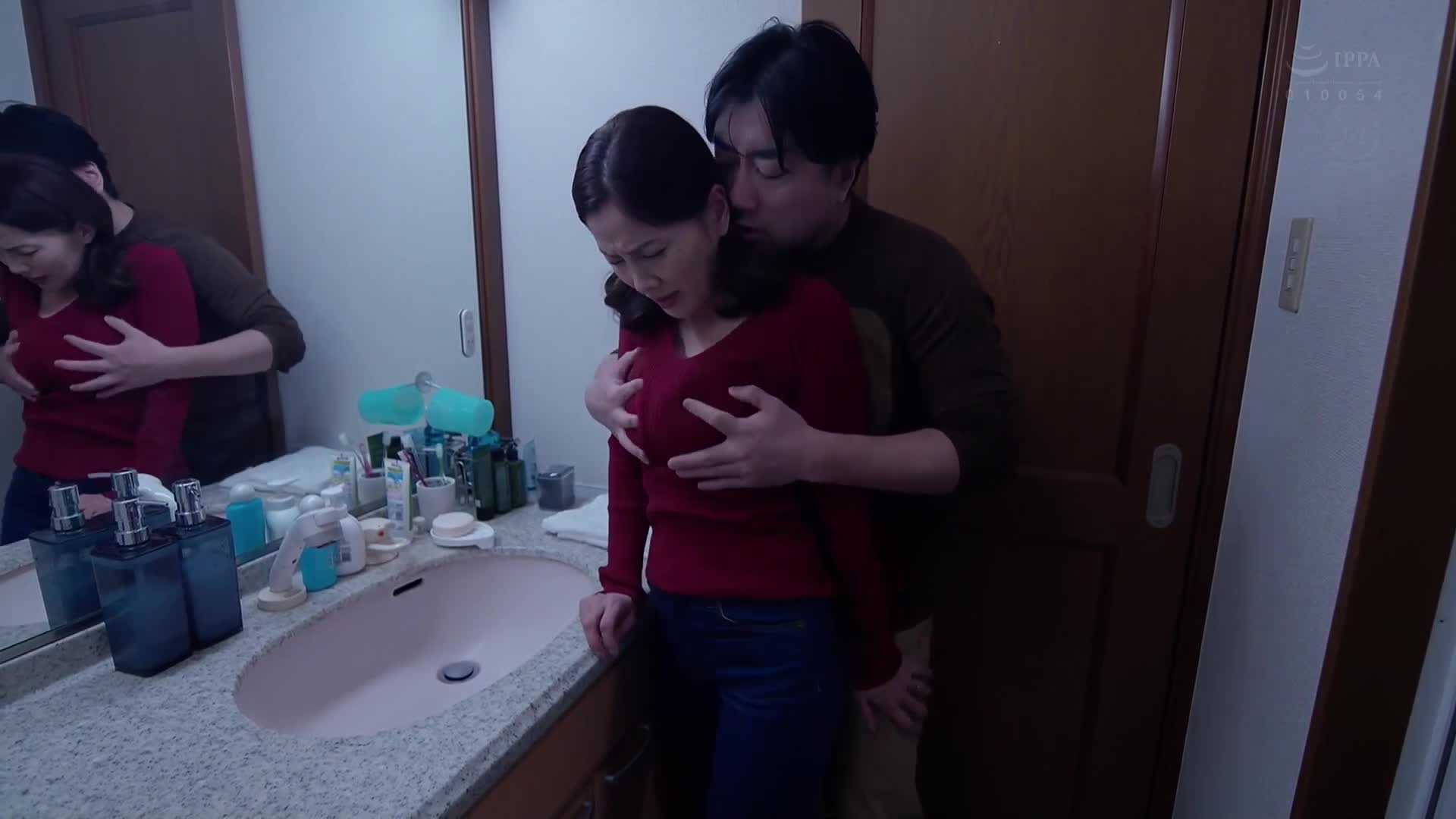 浴室时光家庭内不伦 ～弟弟来了之后，喜欢泡澡的妻子更常泡更长的澡了…。 古东真理子 - AV大平台-中文字幕,成人影片,AV,国产,线上看