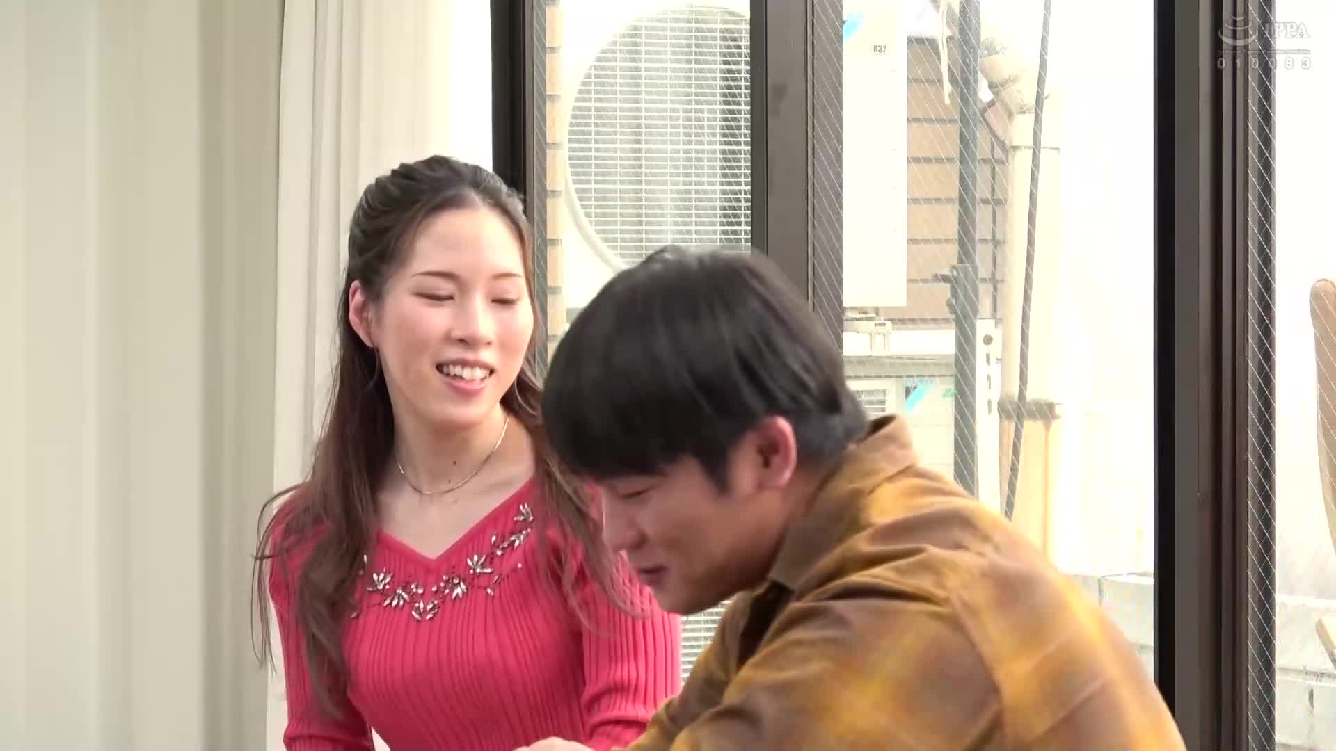 一般男女监控AV 魔法镜的另一边是真正的女儿（=女友）！ 「如果女儿不行的话，我来…」巨乳母亲温柔地帮助无法失身的女儿的男友脱离处男之身！将完全勃起的巨大阳具插入根部，将久未有满足的阴道和充满性欲的处男阴茎进行内射性爱，只限一次… - AV大平台-中文字幕,成人影片,AV,国产,线上看