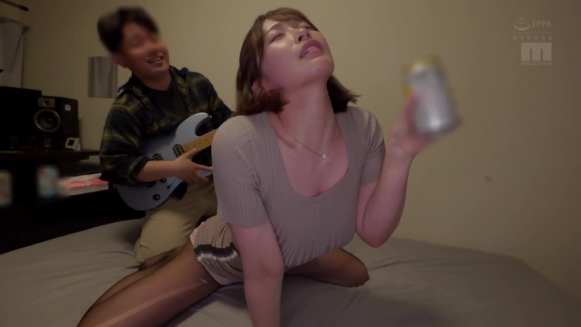 微醺的和风花街巡游，对着虐待狂御宅男展开痴女攻势！直到满足为止，不放你回去。一边喝酒一边立即插入密切接触25次 美园和花 - AV大平台-中文字幕,成人影片,AV,国产,线上看