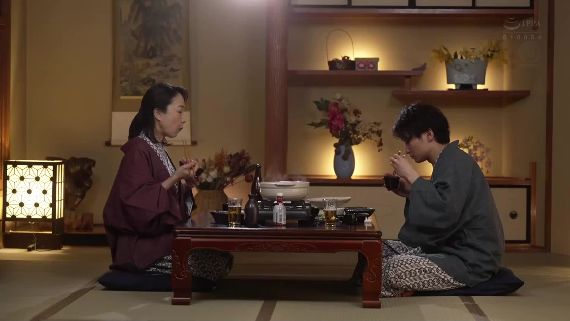十年来，对母亲的爱意不渝，连续十六次追击中出相奸。濑尾礼子 - AV大平台-中文字幕,成人影片,AV,国产,线上看