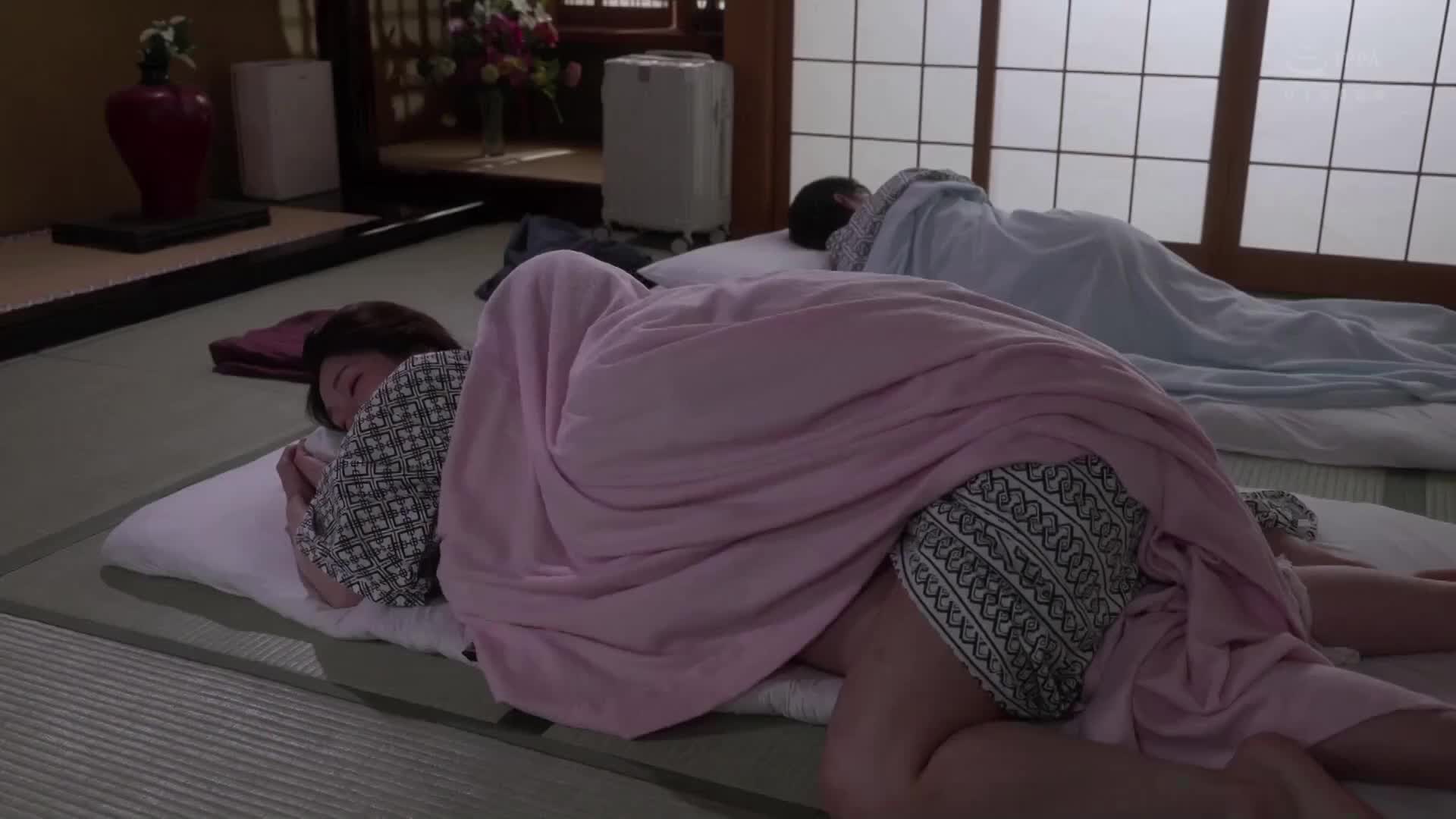 [AI解码版] 每晚都和绝伦的叔母一起度过激情的一晚，一泊二日的榨精之旅。在被满足的性欲中觉醒的处男我...忘却了一切，沉迷于连续内射的交合中。木村玲衣 - AV大平台-中文字幕,成人影片,AV,国产,线上看