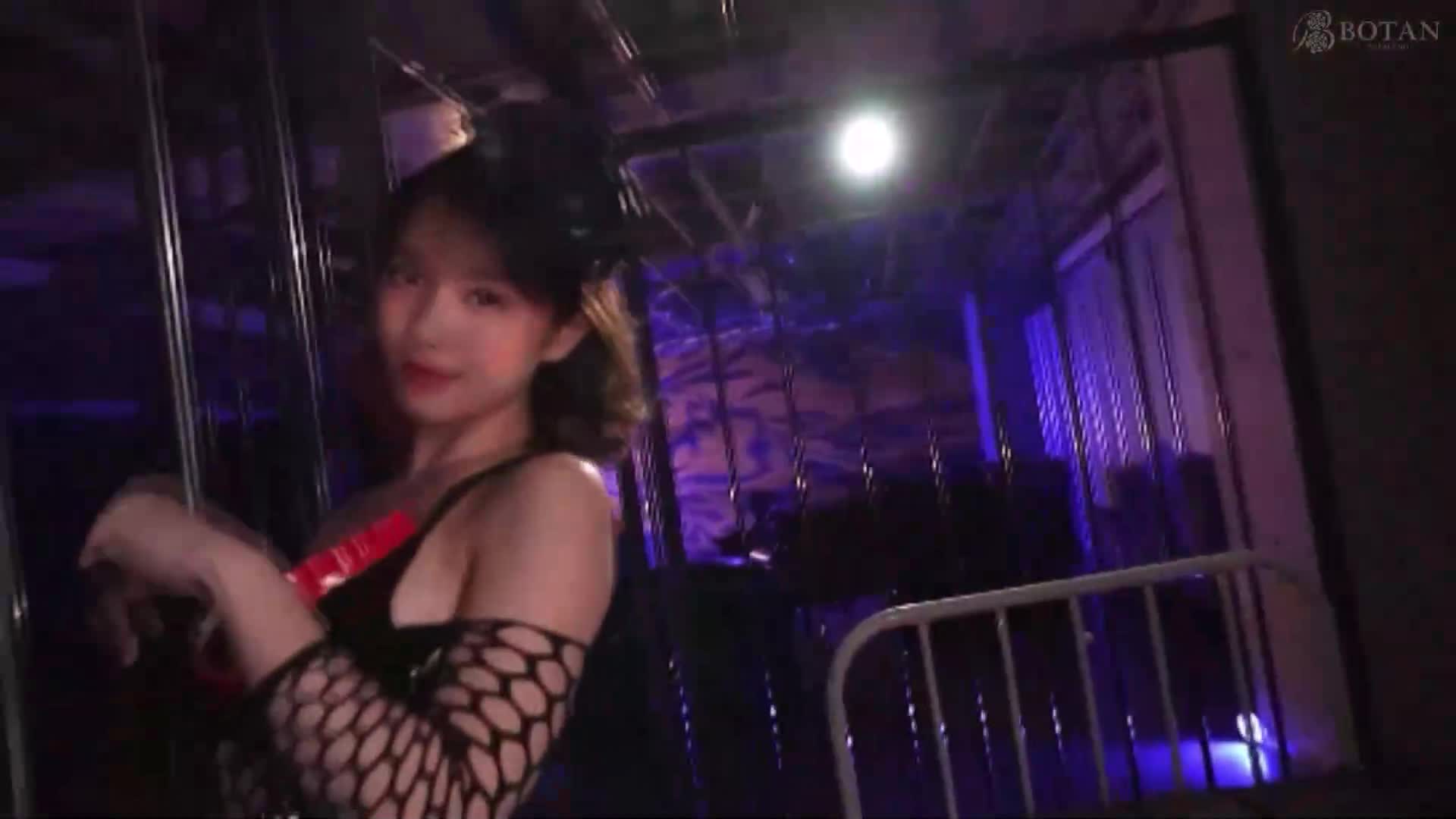 [3.1次元] 六本木第一性感舞娘：她那非人般摇曳生姿的臀部 @MELY - AV大平台-中文字幕,成人影片,AV,国产,线上看