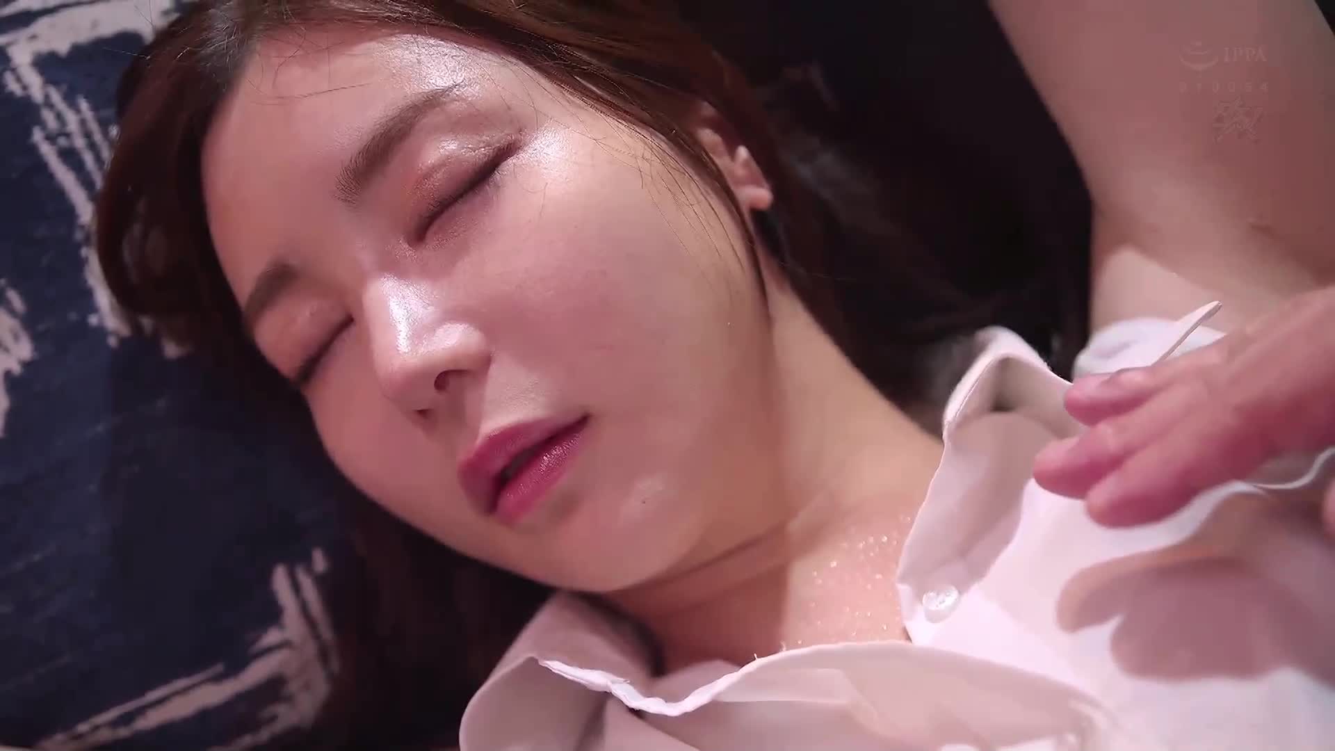 [AI解码版]出差途中遇到暴雨和讨厌的上司，竟然在他面前喝醉……突然共用房间，甚至在天亮之后仍然充满唾液，汗流浃背的中出绝顶性交中互相贪恋 白峰美羽 - AV大平台-中文字幕,成人影片,AV,国产,线上看