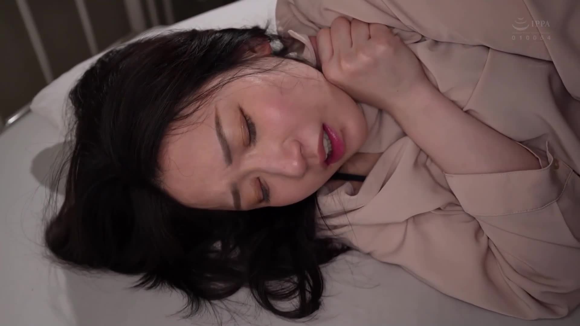 女教师NTR 不良学生将挚爱的妻子抢走了。水户佳奈 - AV大平台-中文字幕,成人影片,AV,国产,线上看