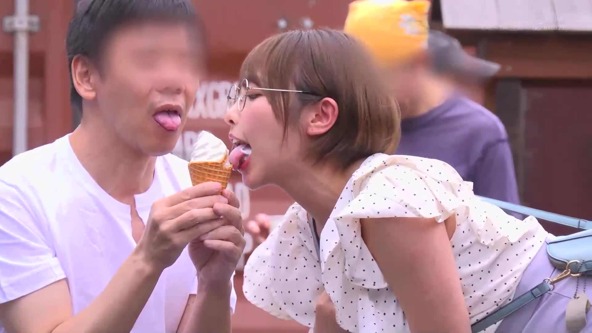 时间能够停止的女人是真实存在的！过于认真的地味OL喜欢臭鸡鸡！特殊性癖：精液挤取后，小便标记！编辑：宍户里帆 - AV大平台-中文字幕,成人影片,AV,国产,线上看