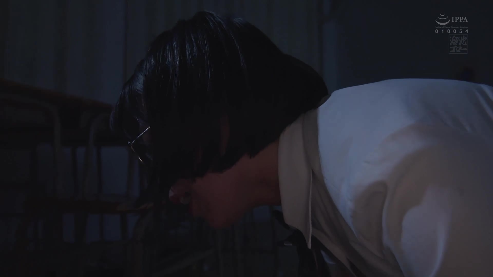 [AI解码版]为了取得毕业资格，妻子开始上夜校 NTR 第二次错误，难忘的高潮 - 雨宫绫花 - AV大平台-中文字幕,成人影片,AV,国产,线上看