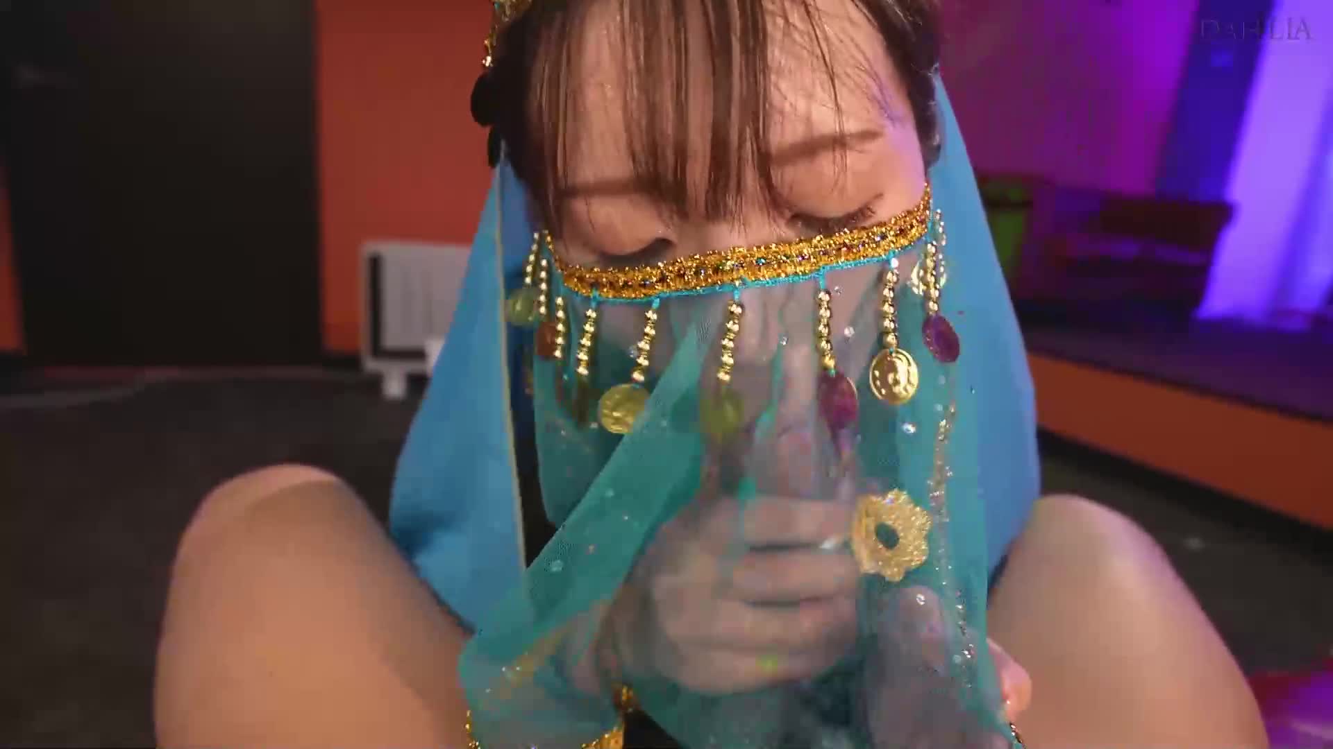[AI解码版]在公司遇到了地味巨乳的OL，在酒吧被按在身上，「如果保密的话」，就被口交要求，甚至在工作时也被吸吮… 小花暖的故事 - AV大平台-中文字幕,成人影片,AV,国产,线上看