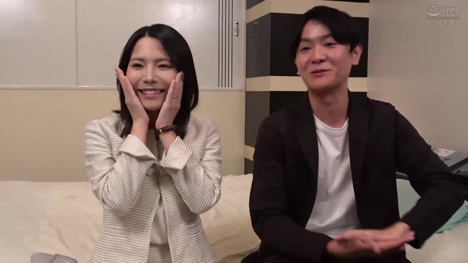 一般男女监控AV－毕业同学会结束后冲撞谈判！ 10多年后再次相遇的同学男女，在情趣旅馆里进行每次1万日圆的连续射精性交！ 17●从学生时代就被关注的班上女神，拥有巨乳和大屁股，让已婚男人勃起而羞涩的非日常感在情趣旅馆中。 - AV大平台-中文字幕,成人影片,AV,国产,线上看