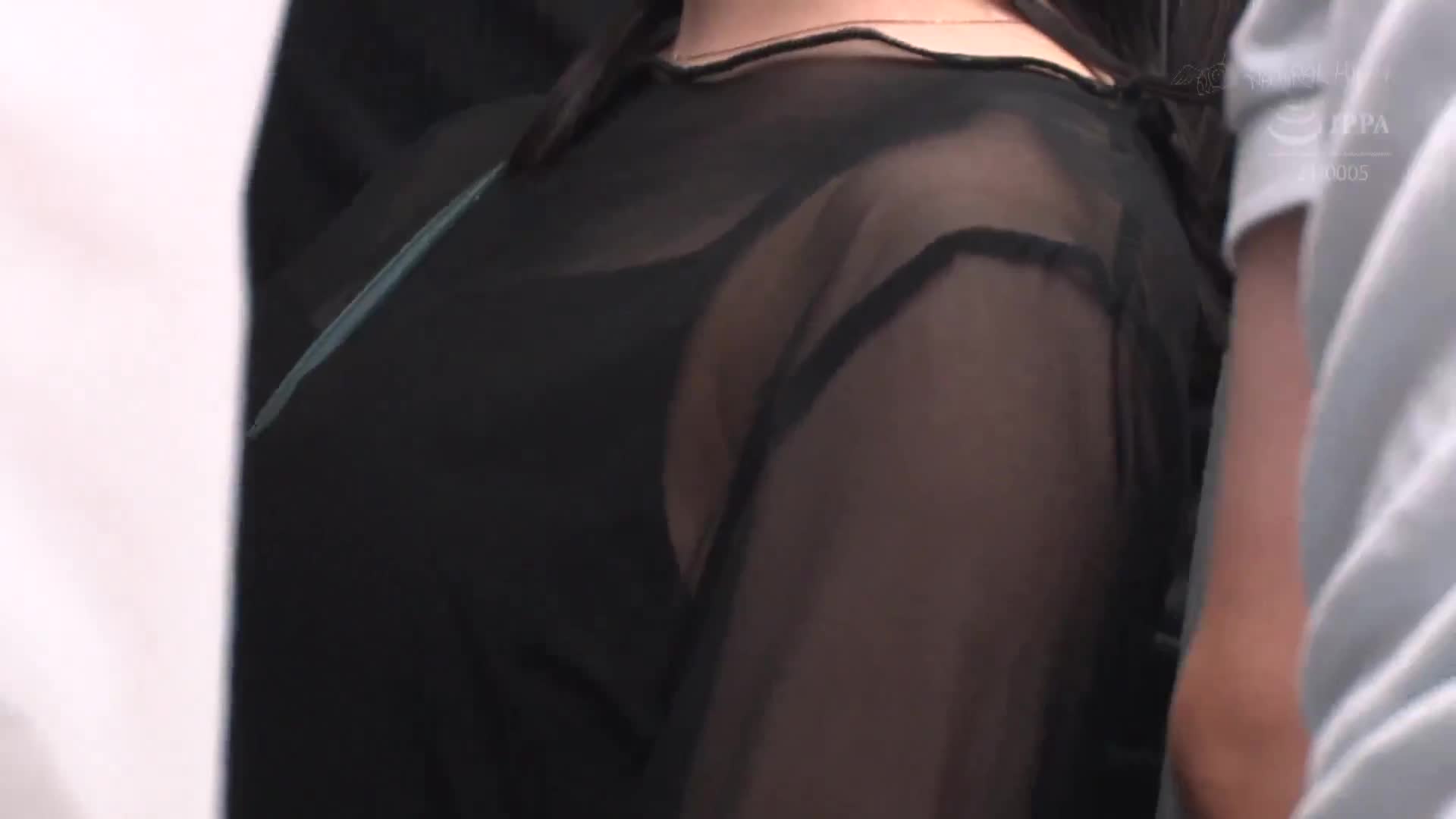 电车上被取走内衣，无法抗拒羞耻地展示透明上衣的巨乳女孩3 - AV大平台-中文字幕,成人影片,AV,国产,线上看