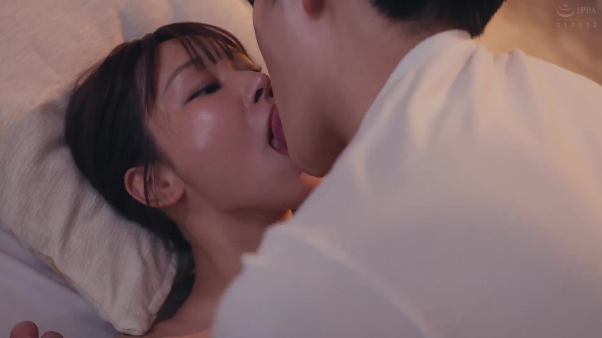 亲不知情的情况下和妹妹约定只是吻的生活。 「只是吻而已...我们是兄妹啊...」原本只是和长大成人的妹妹约定只是吻，但无法忍耐...。回家探亲后...2 - AV大平台-中文字幕,成人影片,AV,国产,线上看