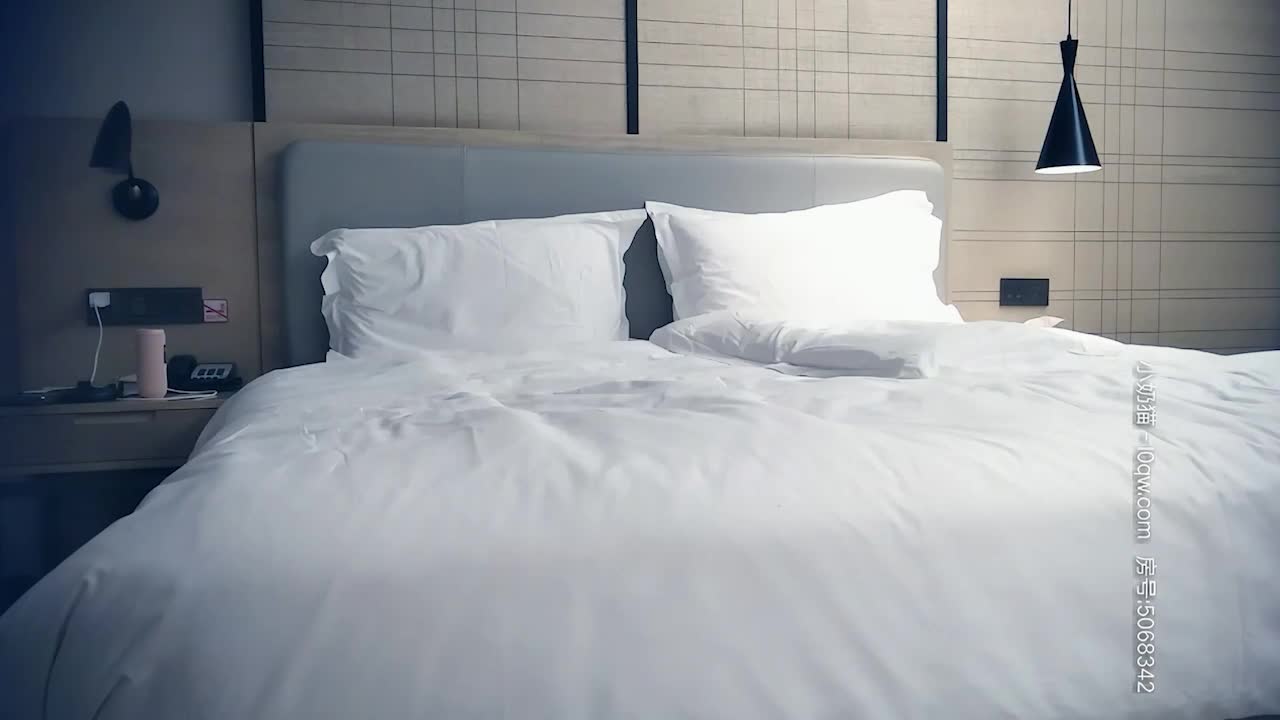 高端周边4500网约周边模特，极品女神，魔鬼身材温柔体贴，激情啪啪精彩一战 - AV大平台-中文字幕,成人影片,AV,国产,线上看