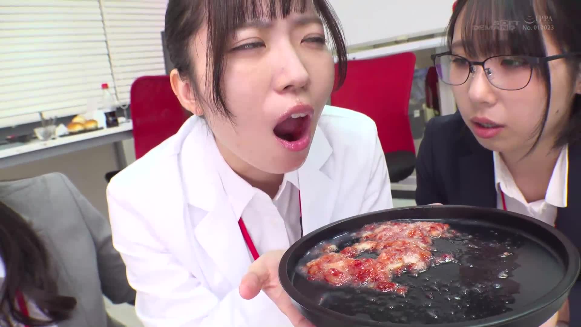 SOD女子社员真诚检证，哪种食物最适合搭配精液？ 46种浓密精子饱足咀嚼享受的味蕾，一口一口饮下美味溶合的食物实验—SOD性科学实验室报告23 - AV大平台-中文字幕,成人影片,AV,国产,线上看