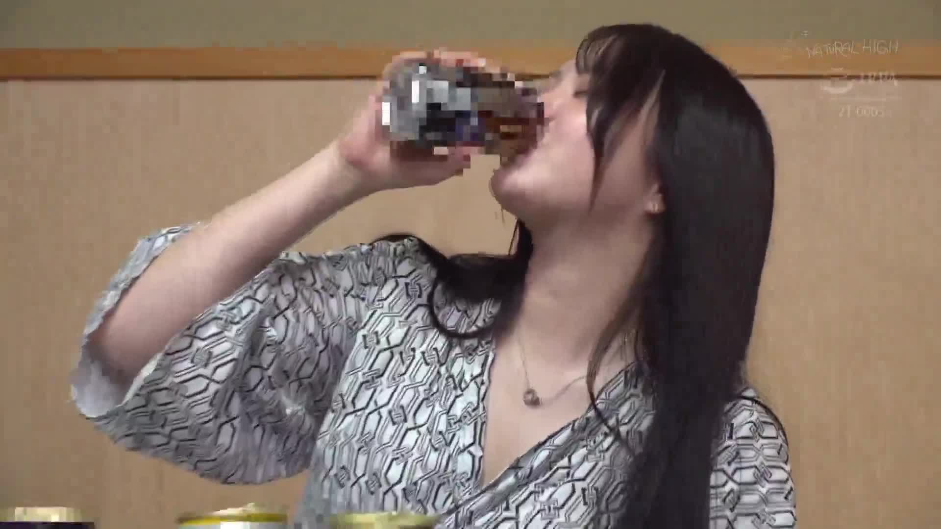 [AI解码版]温泉旅馆里遇见的巨乳女被熟练手指弄得高潮不断，被一群性经验丰富的老色鬼串刺，恶劣的宴会2 - AV大平台-中文字幕,成人影片,AV,国产,线上看
