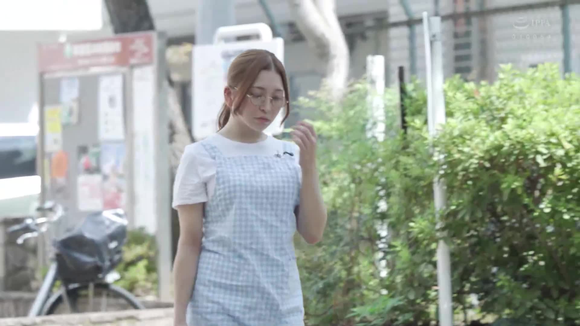[AI解码版]地方出差的工作日白天-。单亲妈妈美容师透过布隔著2公分插入，一直被痴女诱惑并榨乾精液的我。秋叶桃 - AV大平台-中文字幕,成人影片,AV,国产,线上看