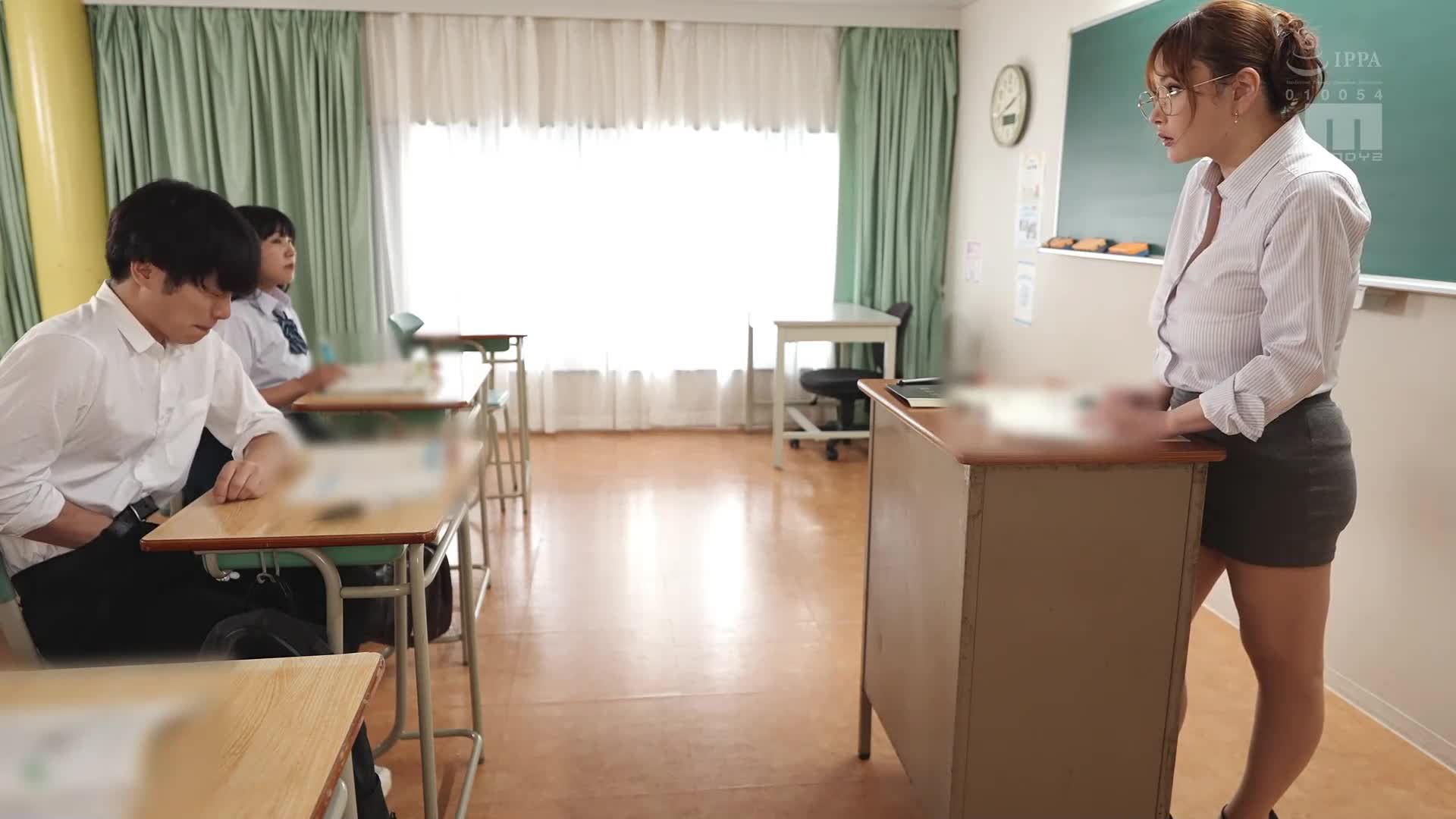 [AI解码版]老师注意到因女友没收写真集而沮丧的学生...「老师的泳衣让你舒服地做」！戏笑露出泳衣胸部的Q罩杯巨乳，太过刺激的校园生活－Himari - AV大平台-中文字幕,成人影片,AV,国产,线上看