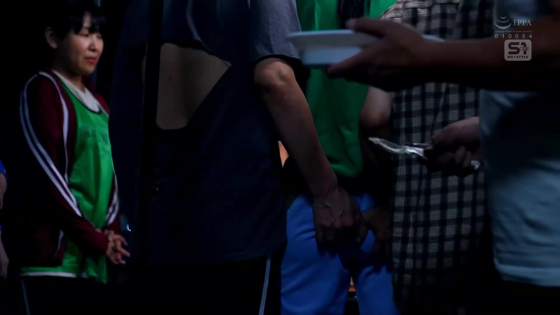 [AI解码版]担负贫困问题的女大学生志愿者，在接受援助时遭遇性侵犯！白上咲花 - AV大平台-中文字幕,成人影片,AV,国产,线上看