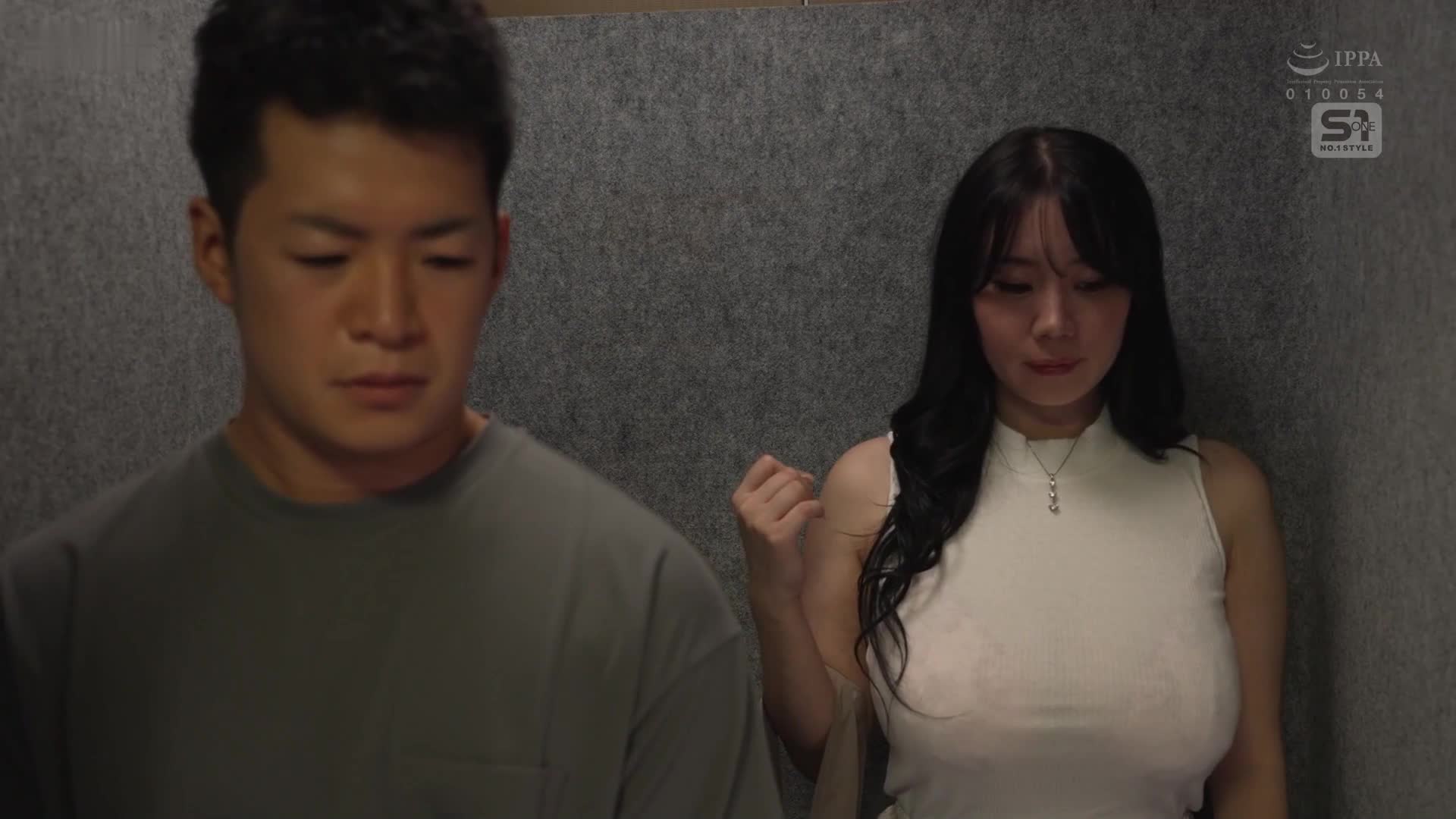 [AI解碼版]顔比胸大...因罩杯太大而被揭露為人妻風俗娼妓的悲慘命運...。丈夫不在時，被鄰居任意濫交的M罩杯美人妻南羽琉 - AV大平台-中文字幕,成人影片,AV,国产,线上看