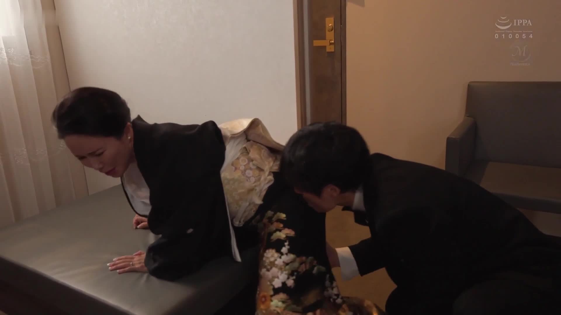 [AI解码版]看着女儿的幸福……。在婚宴上被女婿●辱的母亲 水野优香 - AV大平台-中文字幕,成人影片,AV,国产,线上看