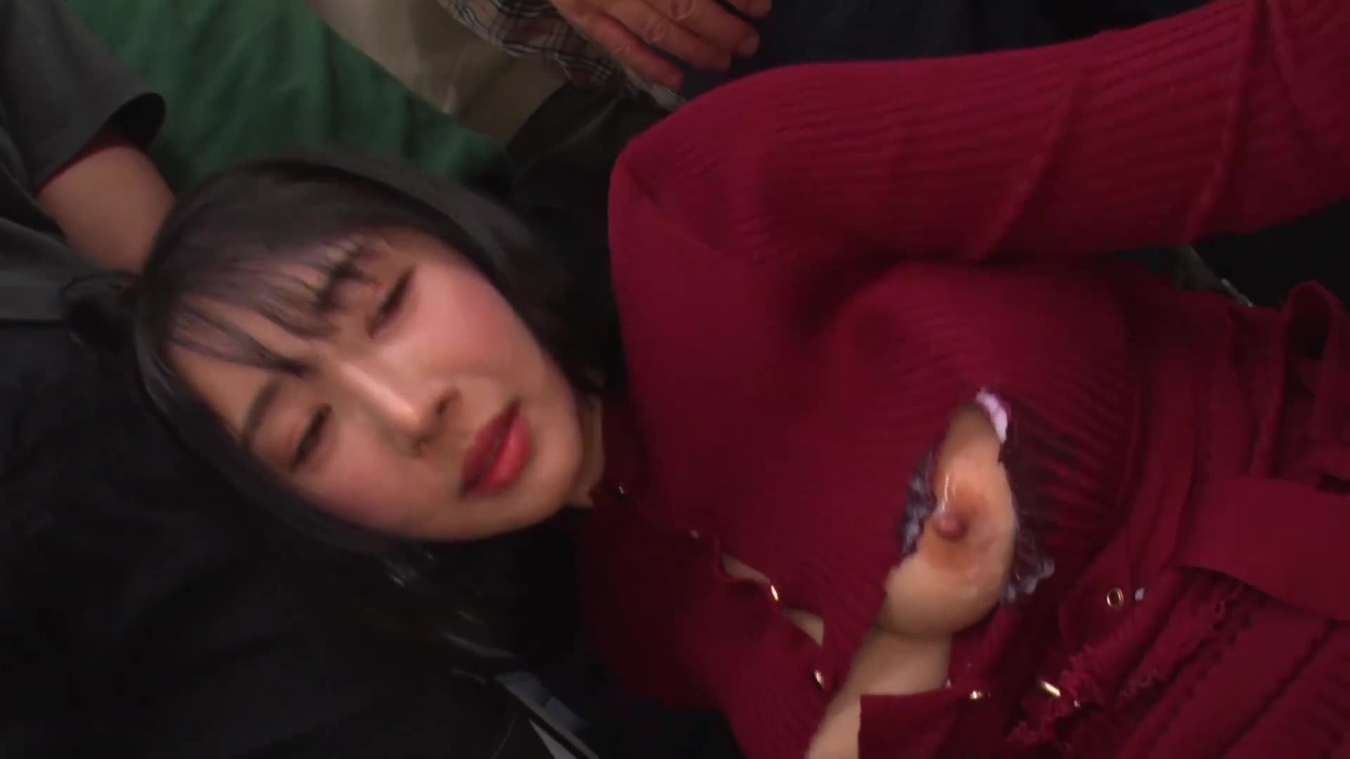 满员电车中遭到鸢尾欺凌，透过裂开的长洋装将乳头彻底开发的敏感表情女2 小野坂唯花 - AV大平台-中文字幕,成人影片,AV,国产,线上看