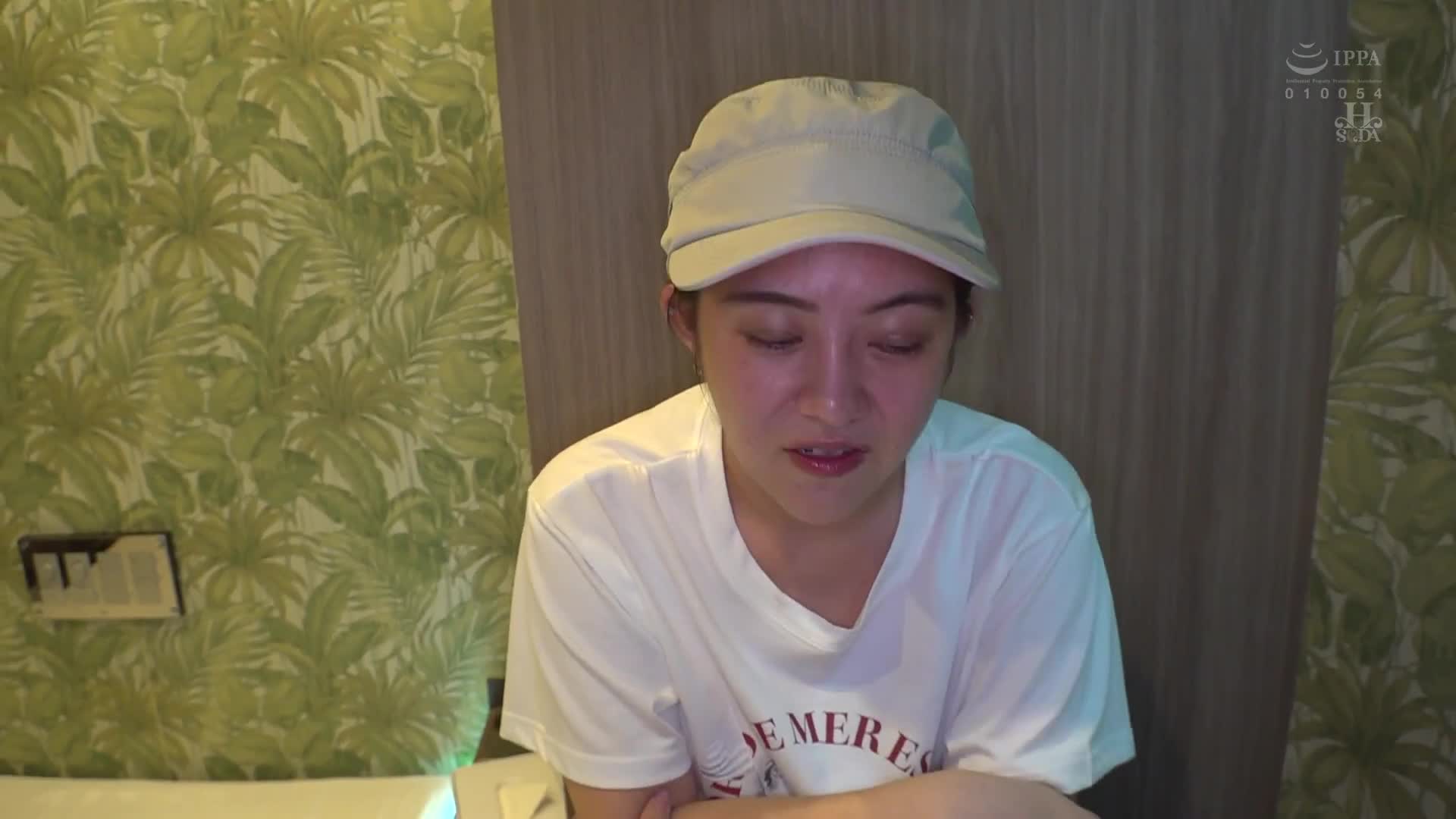 平时看起来冷静自若，喝醉后却豪快地进行性爱！女员工的AV处女作。 - AV大平台-中文字幕,成人影片,AV,国产,线上看
