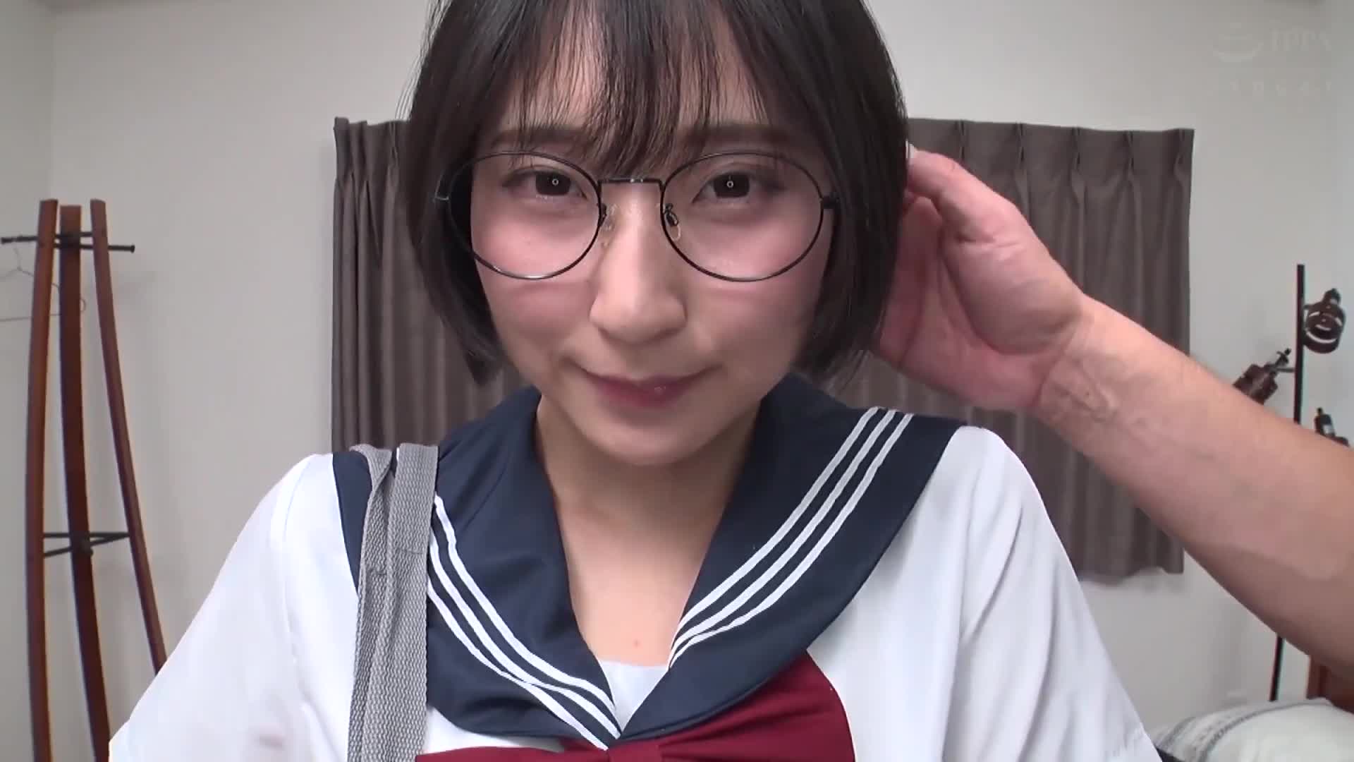 戴眼镜纯朴女孩变态猥亵行为后...兴奋地表现出欲望的脸庞...初次体验生肉棒触感「这是第一次。」融化脸庞崩溃极致，地味可爱巨乳光滑穴学生糸井瑠花 - AV大平台-中文字幕,成人影片,AV,国产,线上看