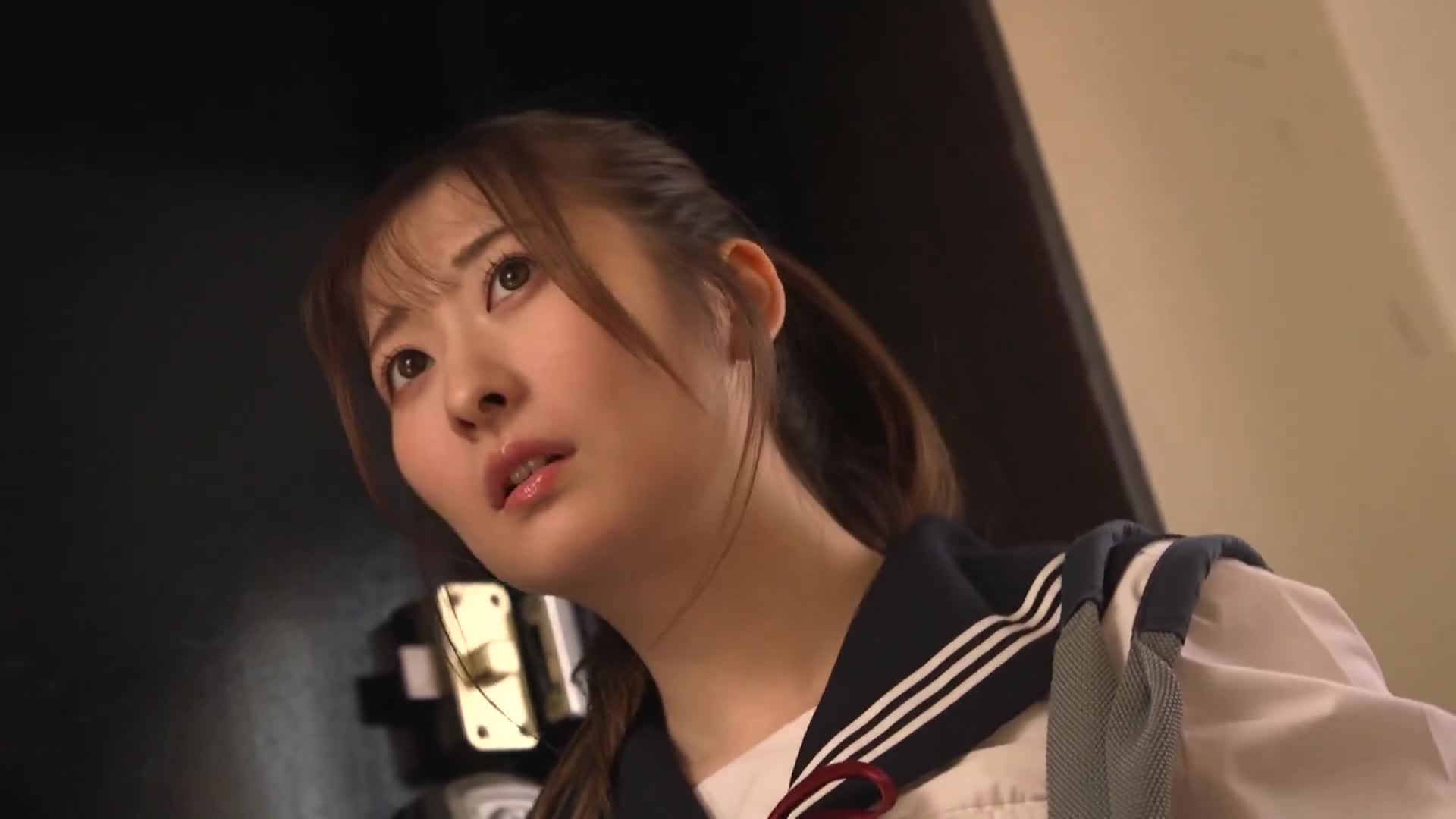 全球媒体25周年纪念特别作品 超亲子丼强●前代未闻的三代强●！ 祖母＆母＆女儿遭到邪恶男人的魔爪袭击！ ！淫臭弥漫的7P大乱交地狱！ ！ ！ 安野由美 多田有花 末广纯 - AV大平台-中文字幕,成人影片,AV,国产,线上看