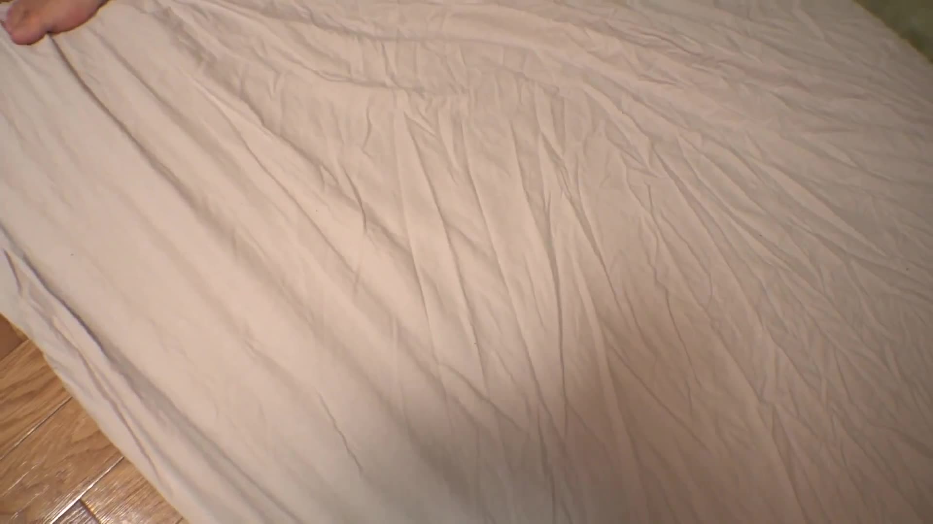 人生第二次的偷拍。学区第一美术学生的私服打扮果然成熟又依然第一！ 五芭 - AV大平台-中文字幕,成人影片,AV,国产,线上看