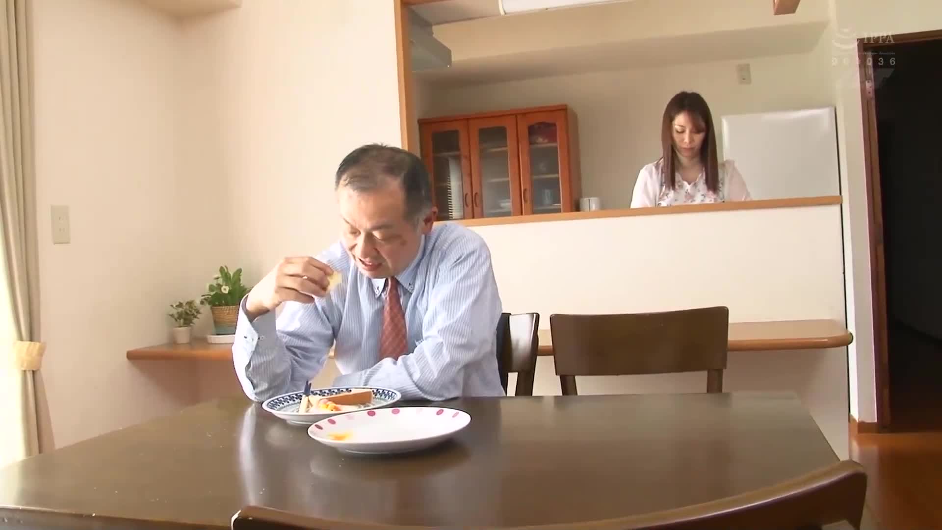 令和日本play相亲NTR熟女母亲为了让家里蹲孩子出去工作用身体利诱 翔田千里 - AV大平台-中文字幕,成人影片,AV,国产,线上看