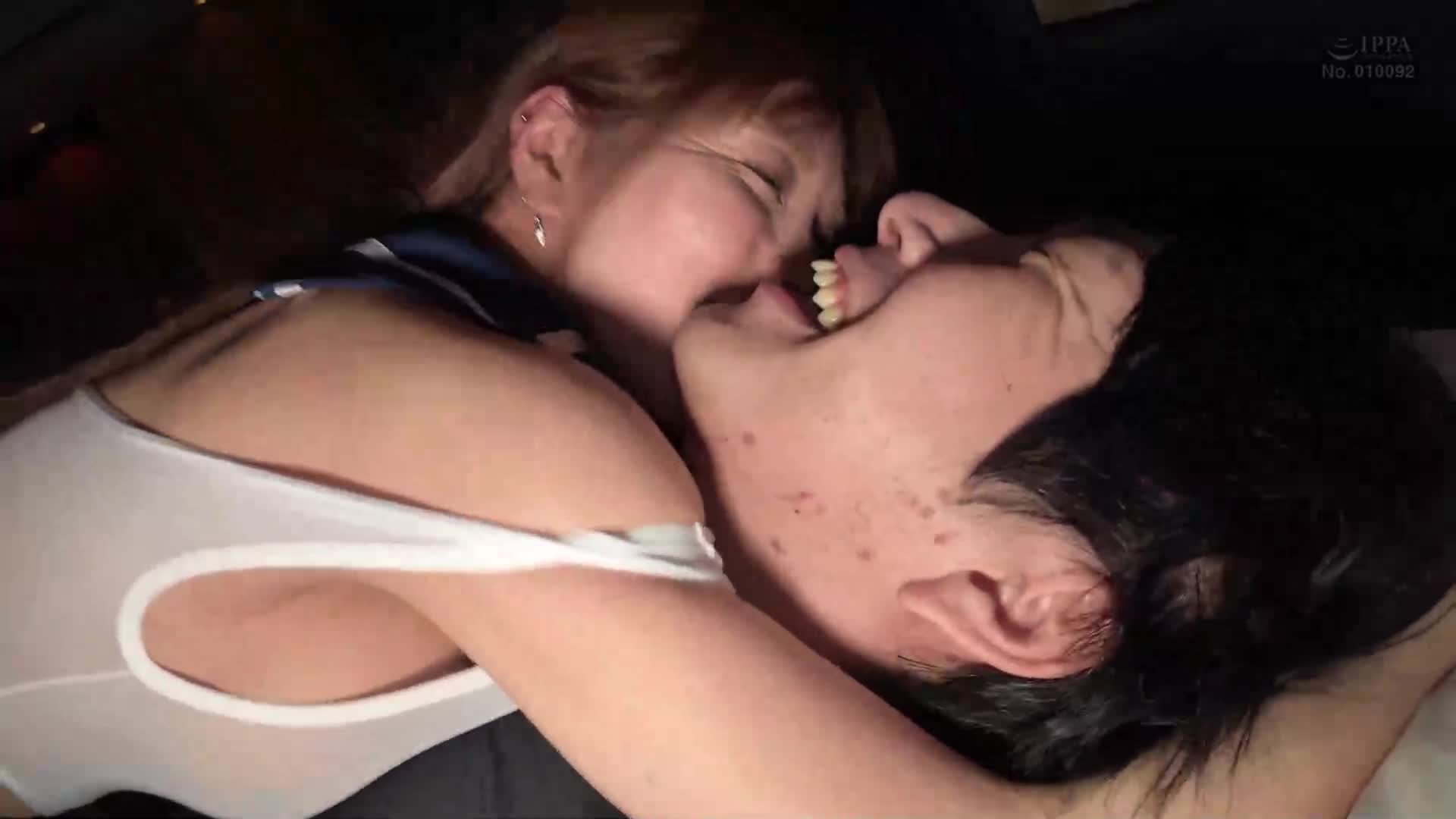[AI解码版]最适合的已婚情人搞上的新村晶，从夜晚到早晨全身舔舔舐吮，饮下他的精液，进行不伦约会。 - AV大平台-中文字幕,成人影片,AV,国产,线上看