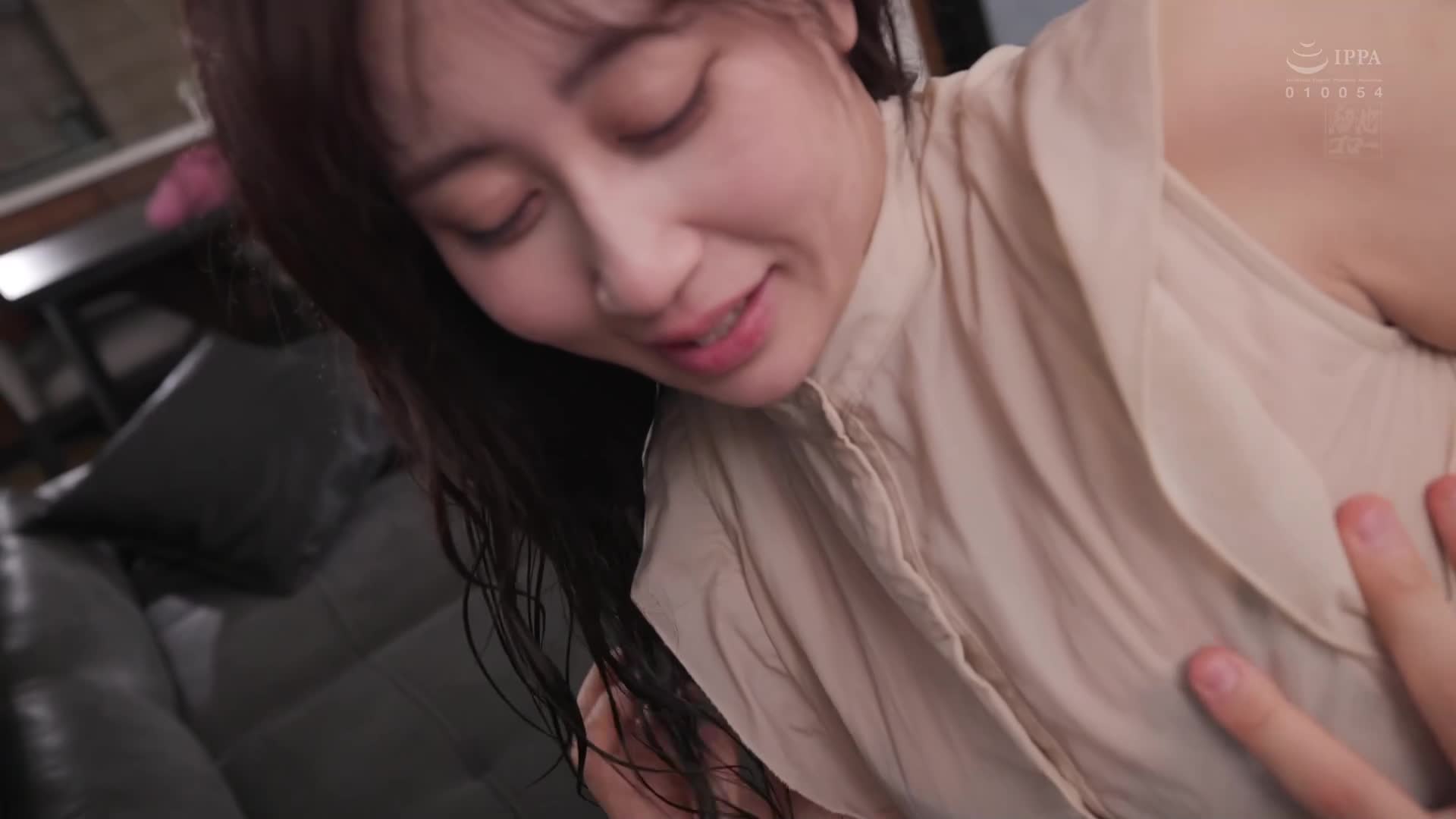 [AI解码版]人妻在雨天晾晒内裤时…这就是湿身外遇OK的暗示。小宫薫 - AV大平台-中文字幕,成人影片,AV,国产,线上看