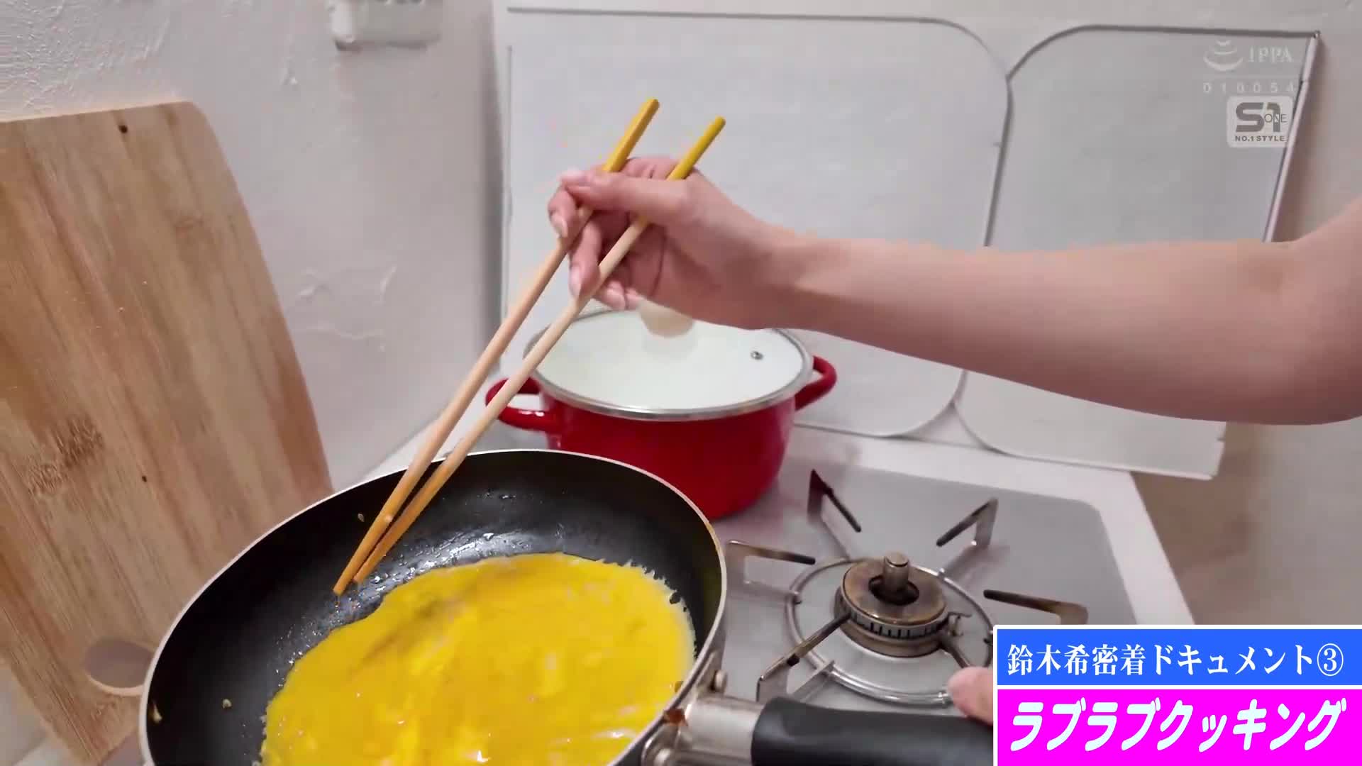 [AI解码版]那个话题的超庶民姊姊，一步踩出良好女人气质。人生初次尝试性爱的极致高潮，铃木希首次三连发。 - AV大平台-中文字幕,成人影片,AV,国产,线上看