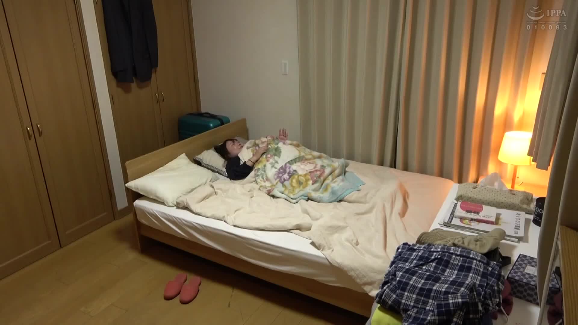 一般男女监控AV 生插义兄妹的那之后追踪特辑 魔镜的另一边是怀孕中的姊姊（=老婆）！女○高中生的妹妹和绝伦老公两人独处的密室里禁断的中出SEX！ ！ …后日谈：瞒着姊姊反覆中出的不伦性交被家庭内偷拍 - AV大平台-中文字幕,成人影片,AV,国产,线上看